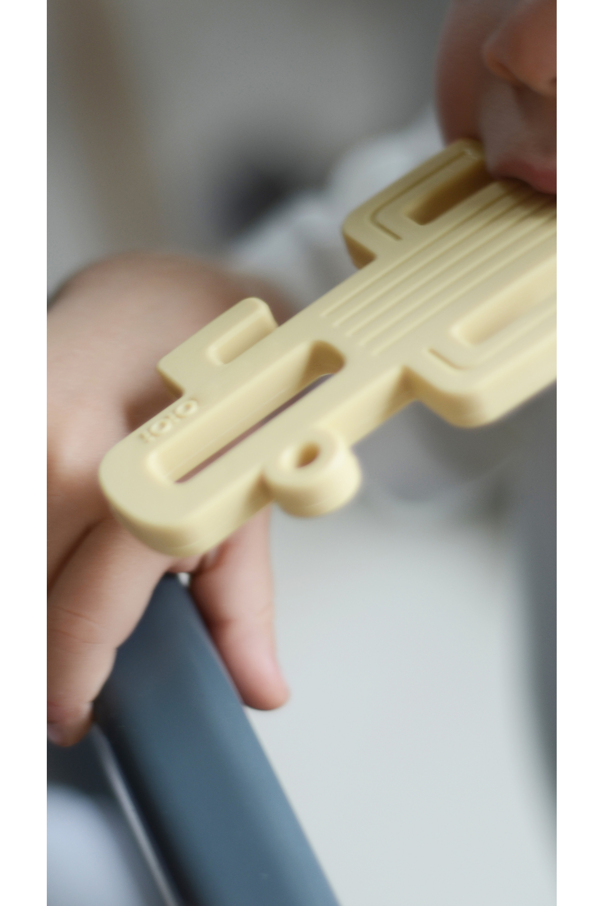 OiOi Silikon Diş Kaşıyıcı Kaktüs - Mellow Yellow fotoğrafı 4 (önizleme)