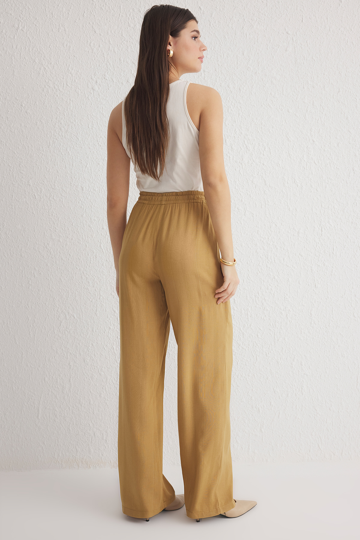 Trendyolmilla  Camel Jakarlı Beli Lastikli Wide Leg/Geniş Paça Dokuma Pantolon TWOSS25PL00039 - Görsel 8
