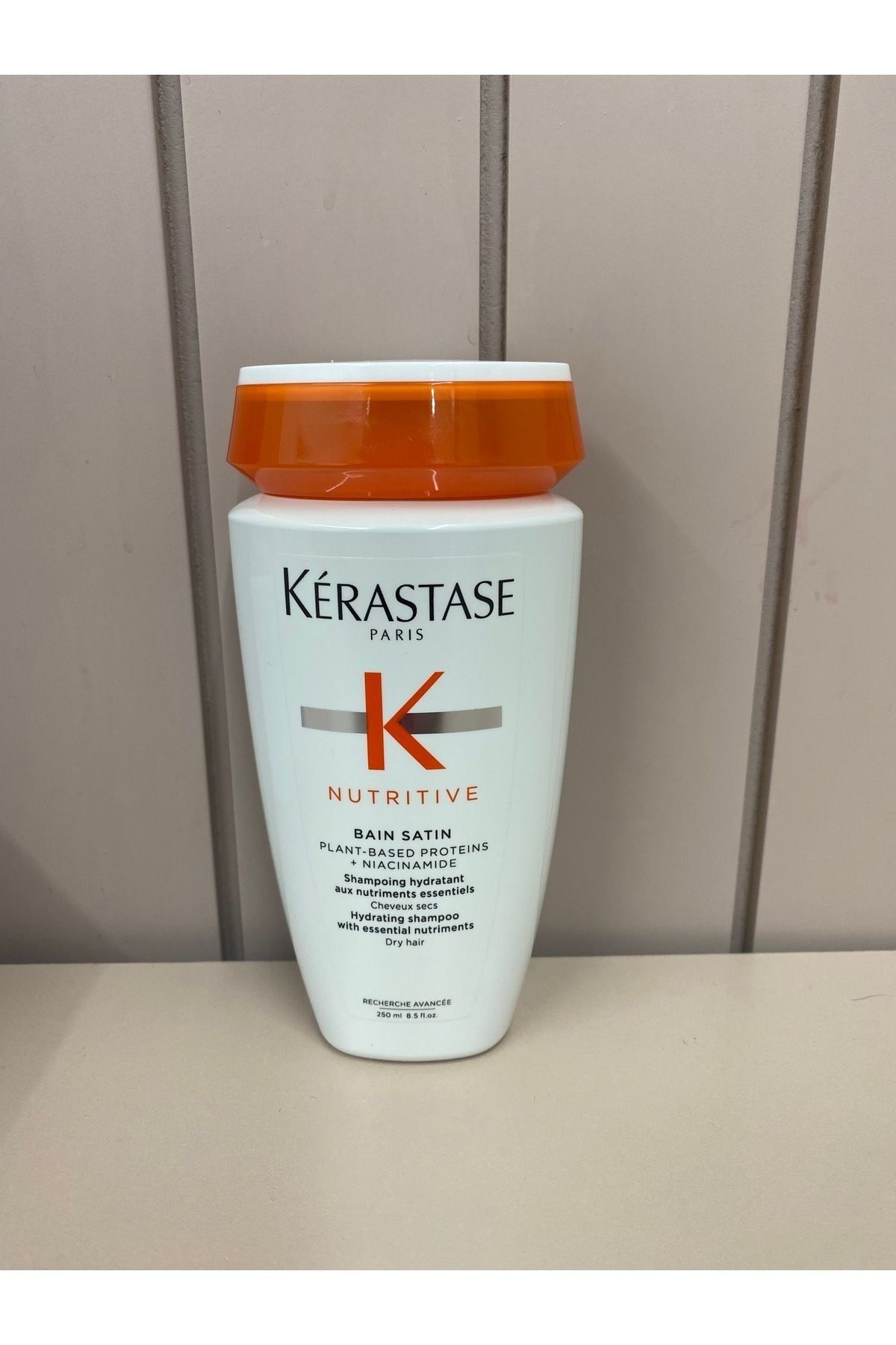 Kerastase nutritive bain satin ışıltı ve yumuşaklık veren şampuan EVVAA7