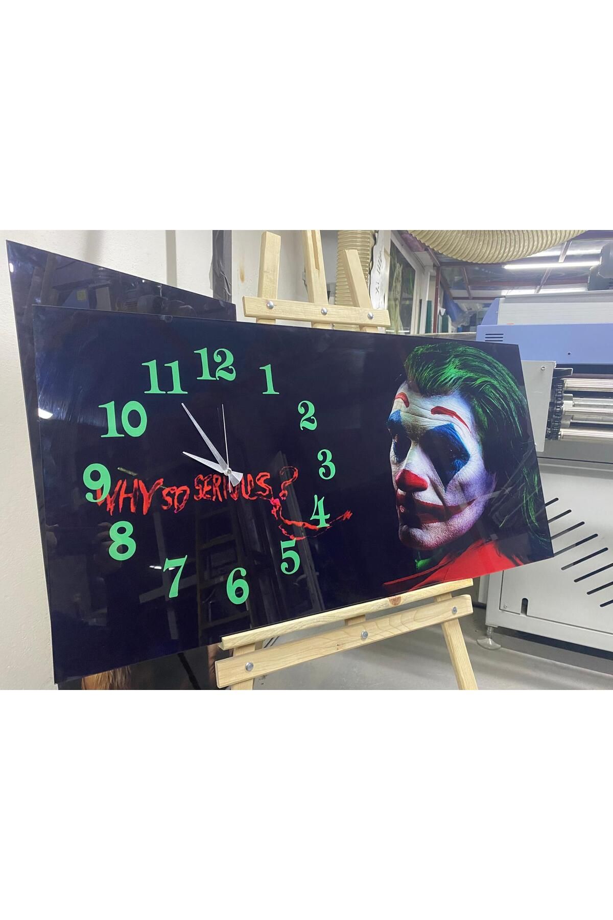 DuruGlassArt Joker Tasarımlı Cam Tablo Saat