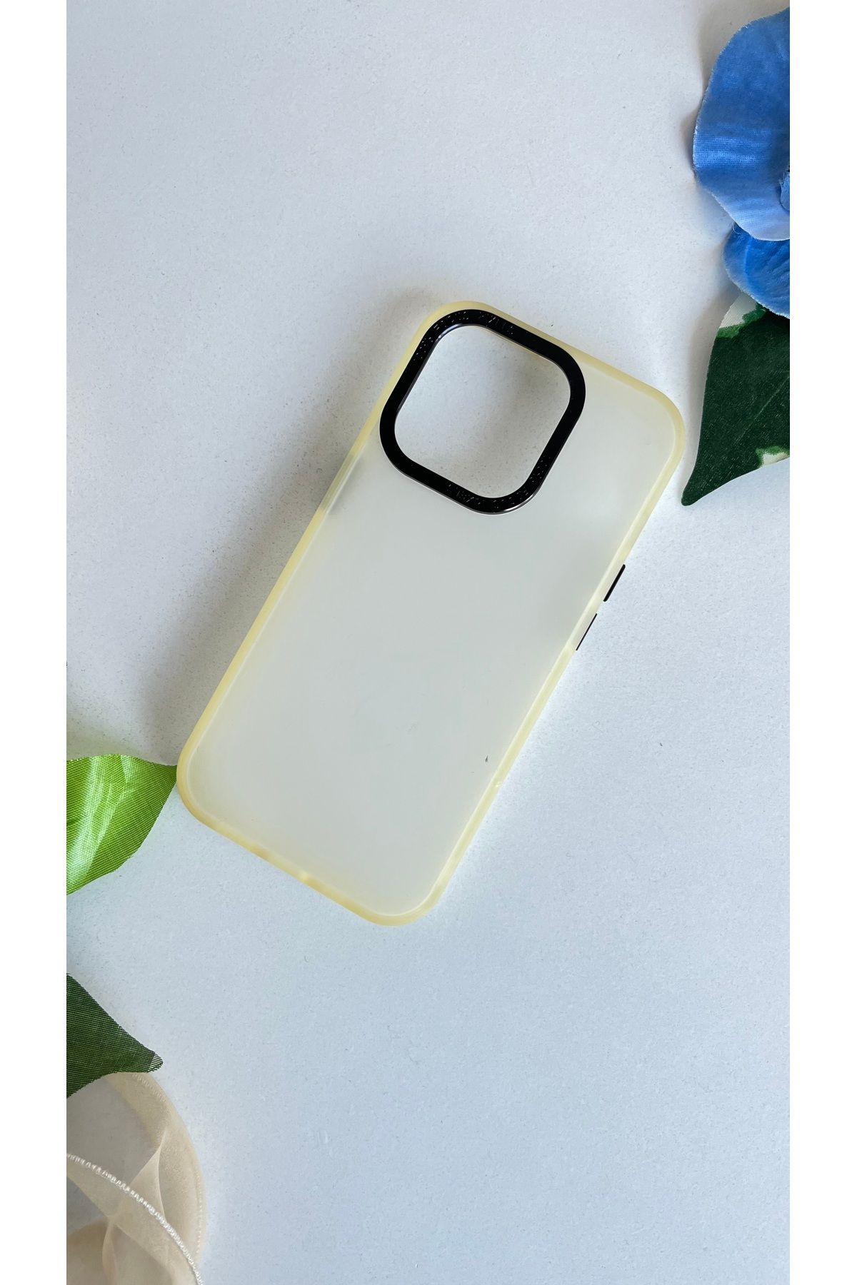 shop Iphone 15 Pro Buzlu Şeffaf Kılıf