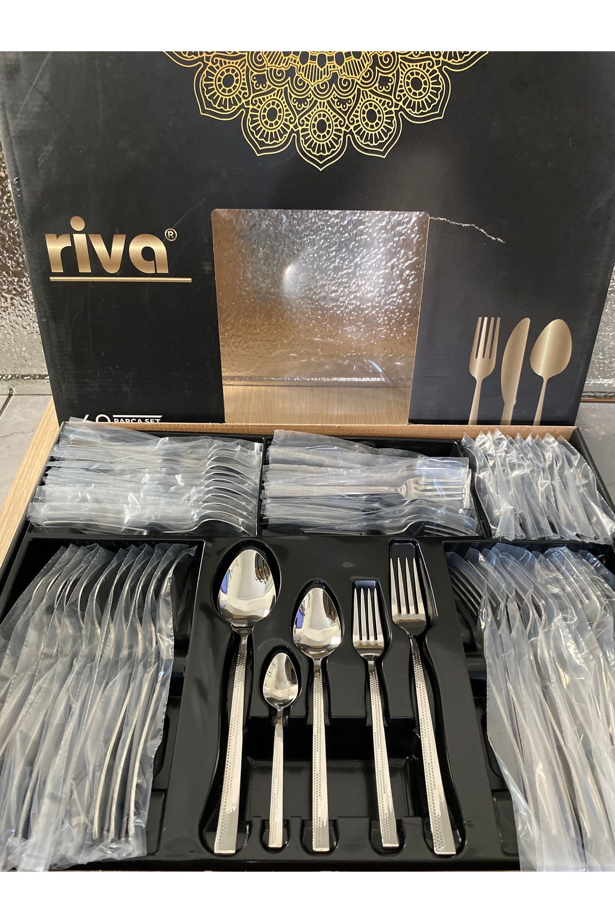 Riva 60 parça set