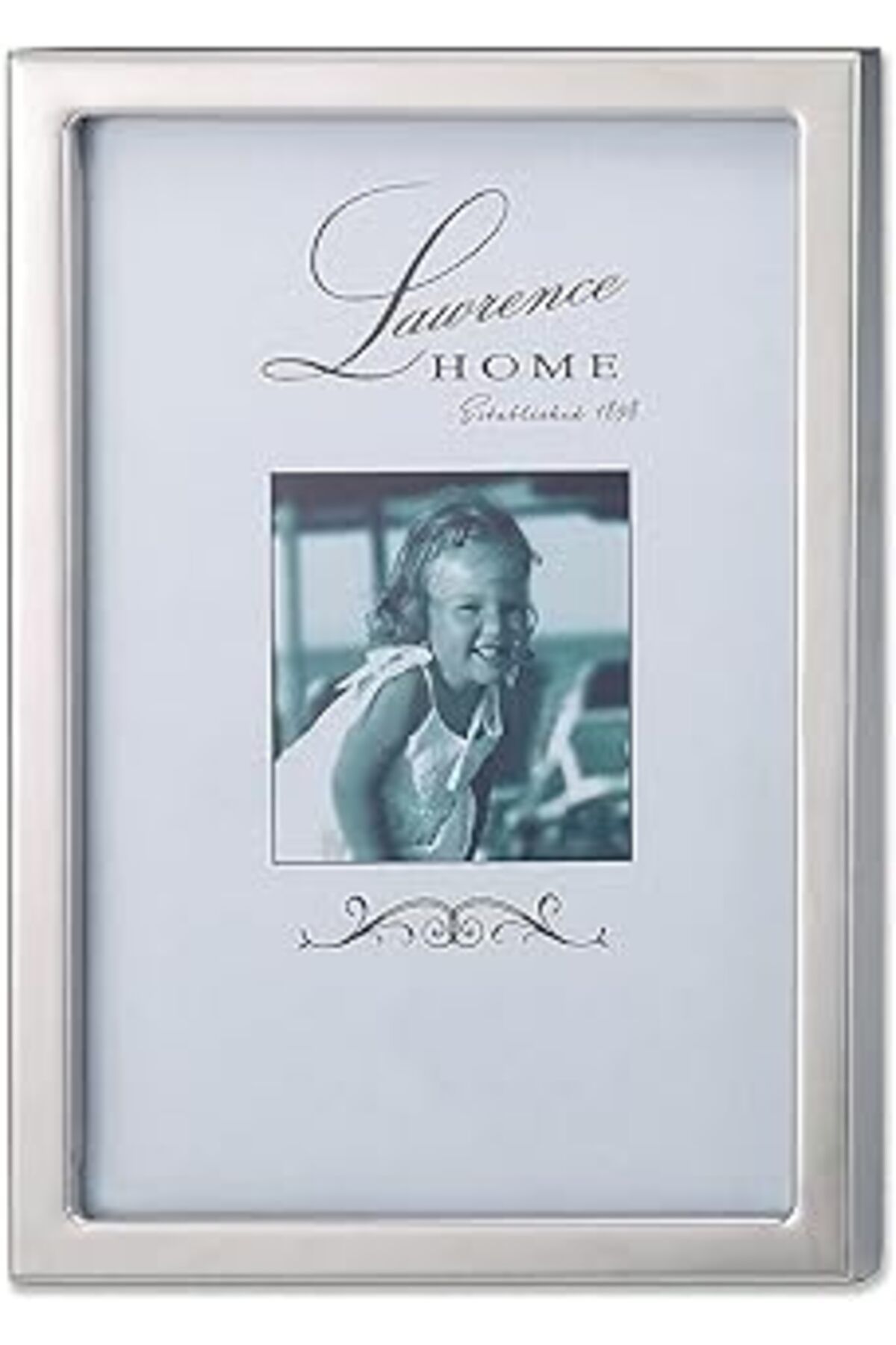 NZM TİCARET Lawrence Frames 710657 Gümüş Standart Metal Resim Çerçevesi, 13,8 X 17,7 Cm