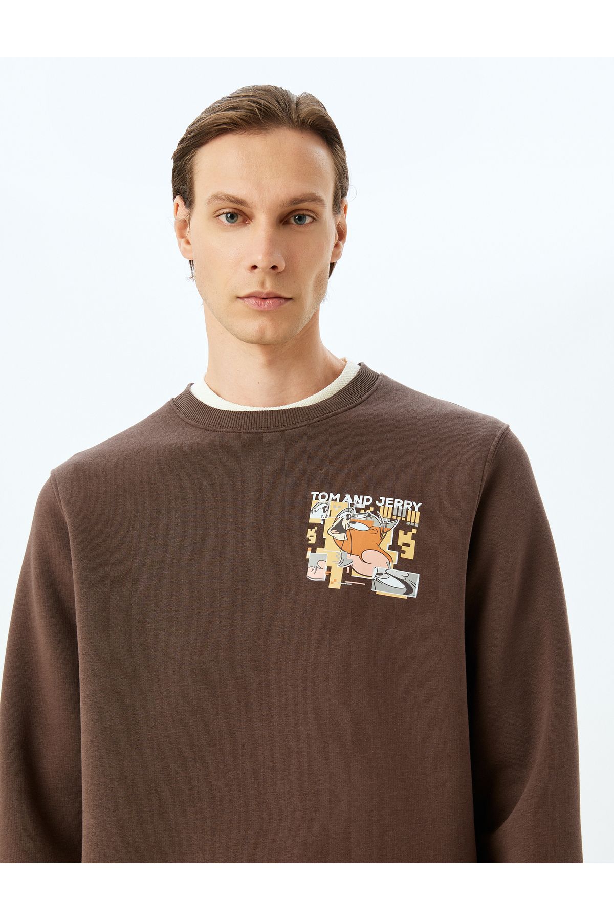 Koton KT - Bisiklet Yaka Pamuk Karışımlı İnterlok Kumaş Baskılı Lisanslı Tom ve Jerry Sweatshirt