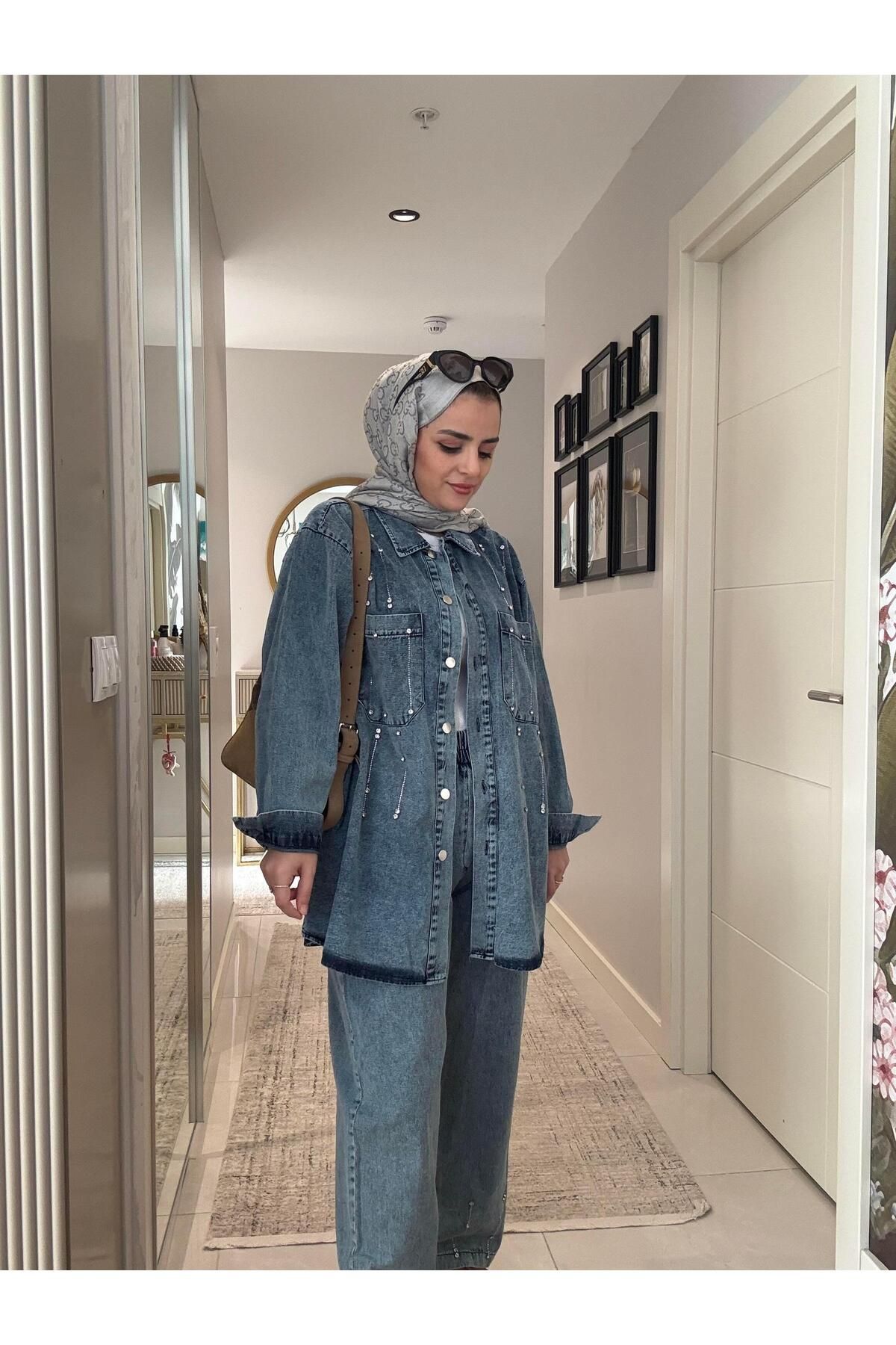 Aselim Hijap Moda Pantolon-Gömlek  Taş Detaylı   Denim Gömlek İkili Takım Açık Mavi Kadın Tesettür Giyim