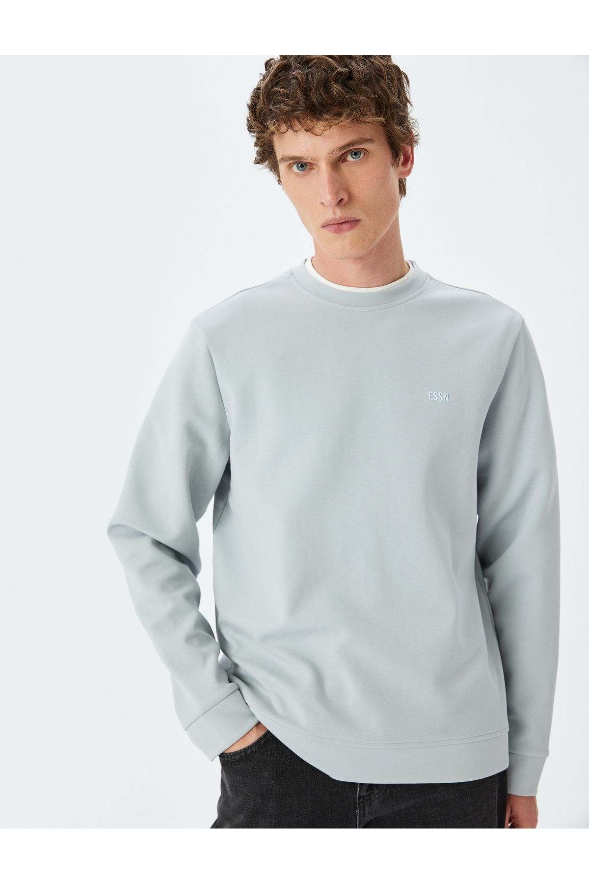 Koton KT - Bisiklet Yaka Basic Pamuk Karışımlı Minimal Baskılı Sweatshirt