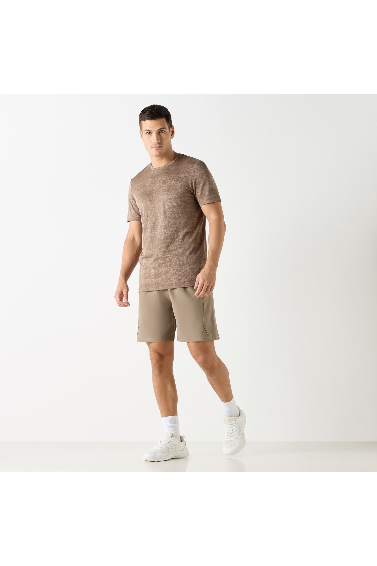 complete the look image
