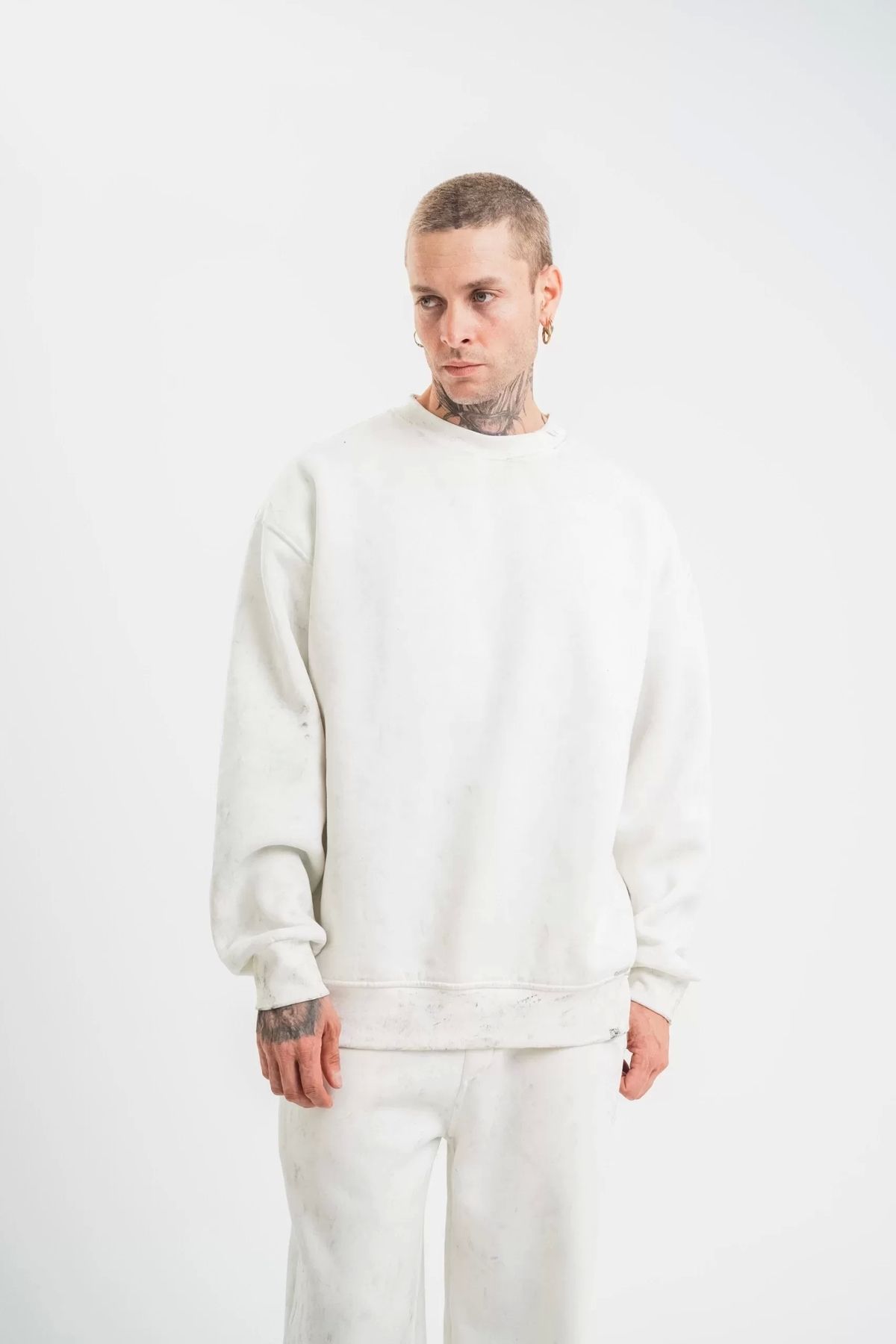AE Stil Unisex Uzun Kol Bisiklet Yaka Yıkamalı SweatShirt - Beyaz