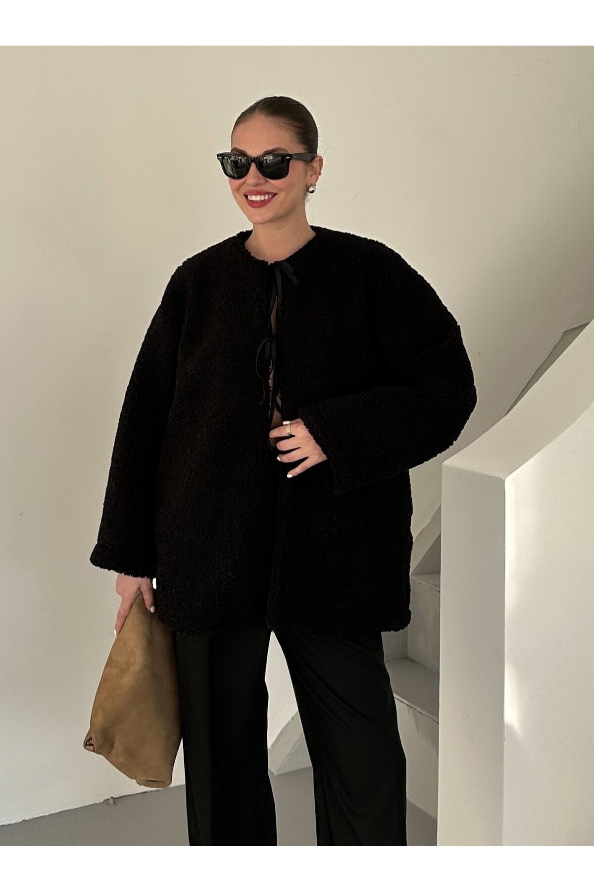 complete the look image