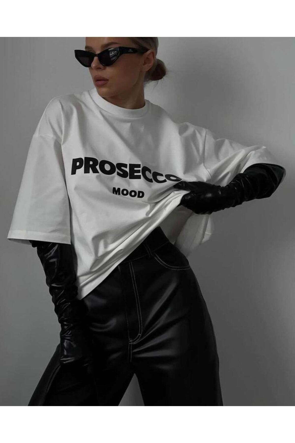 stg spor toptan giyim Kadın Beyaz Oversize Prosecco Baskılı Bol Kalıp T-shirt