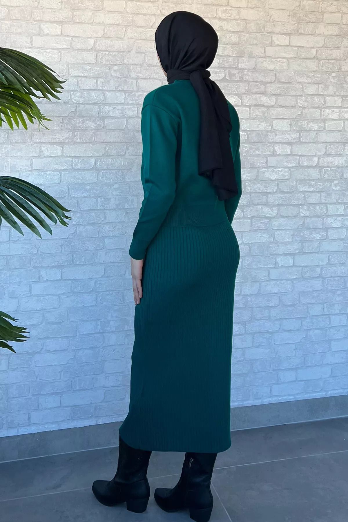 julude-Emerald Green Front Tie Pearl Jacket Dress Hijab Knitwear Double Set 4