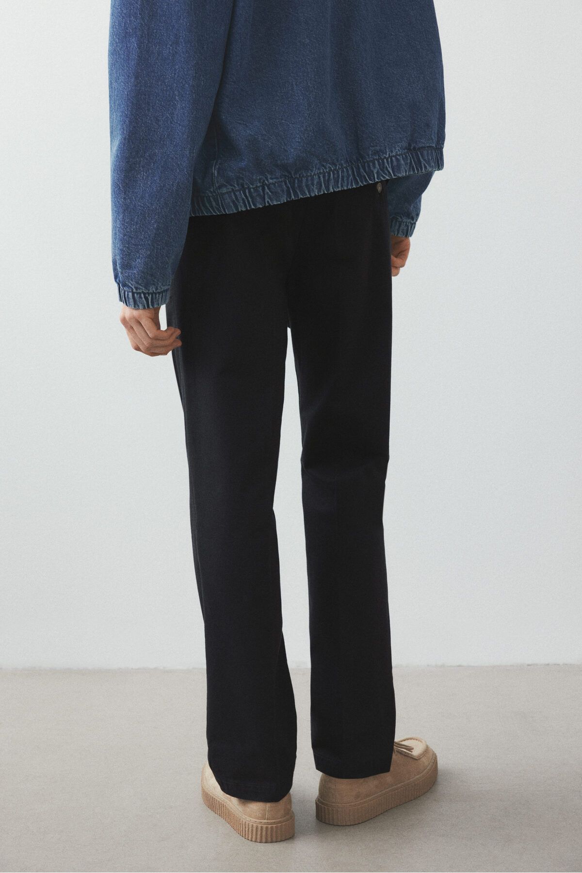 شلوار مشکی مردانه مناسب چینو به طور منظم با کف ردیابی شده H M H&M