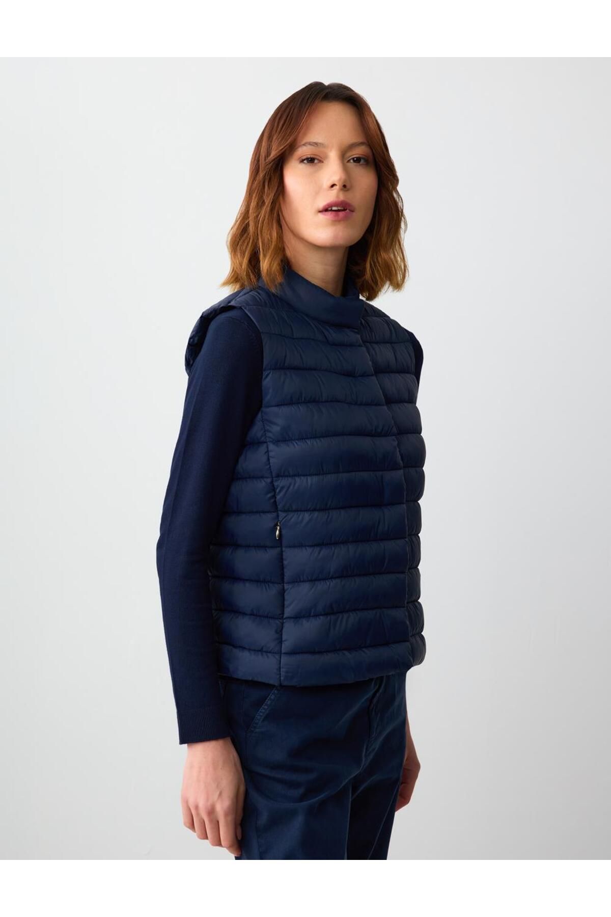 Jimmy Key-Navy Blue Zippered Sleeveless Puffer Vest with Snap Detail 4