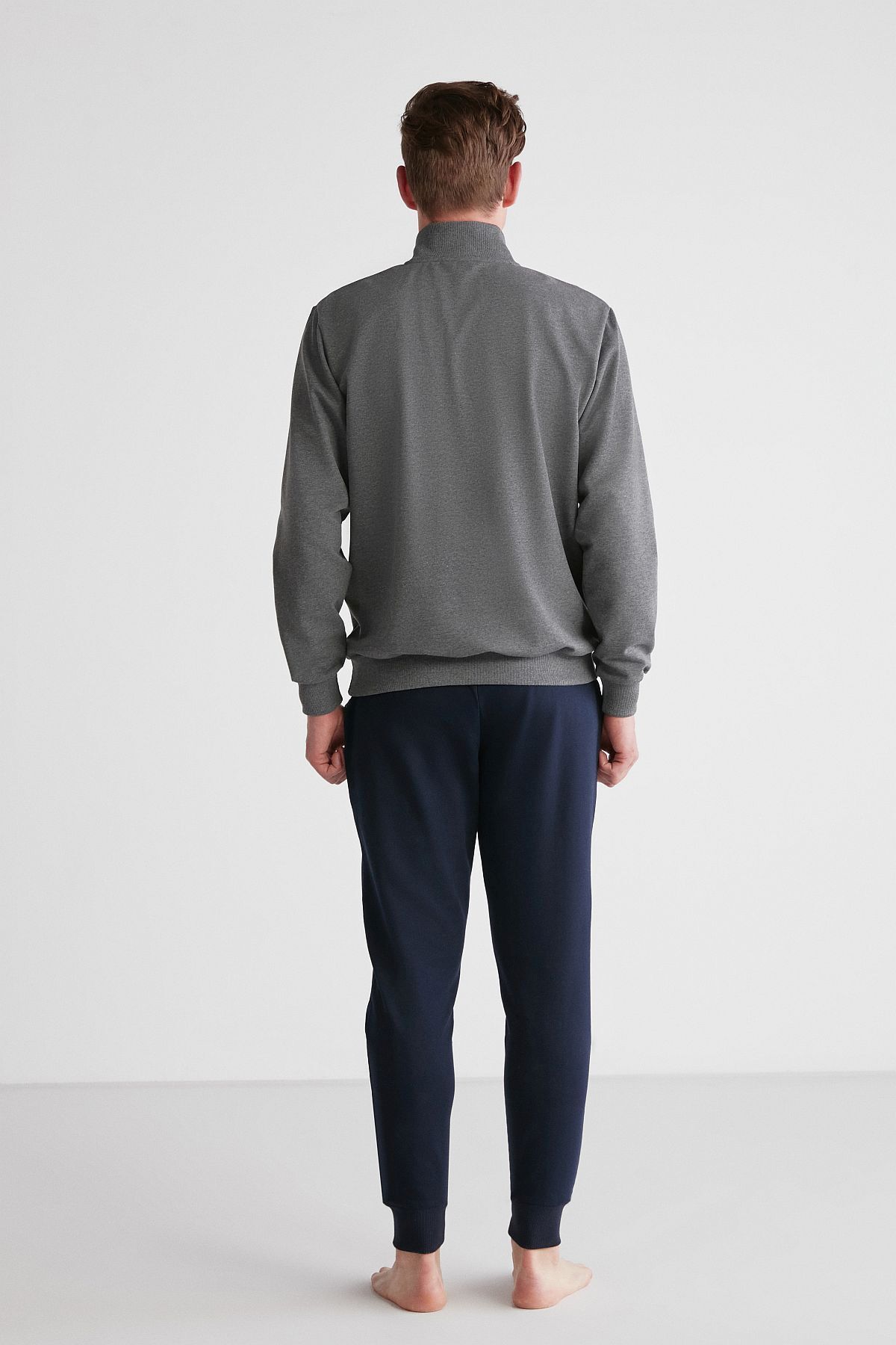 ست پیژامه خاکستری مردانه پایه. پولو اسن. لباس خواب آستین بلند یقه گرد U.S. Polo Assn.