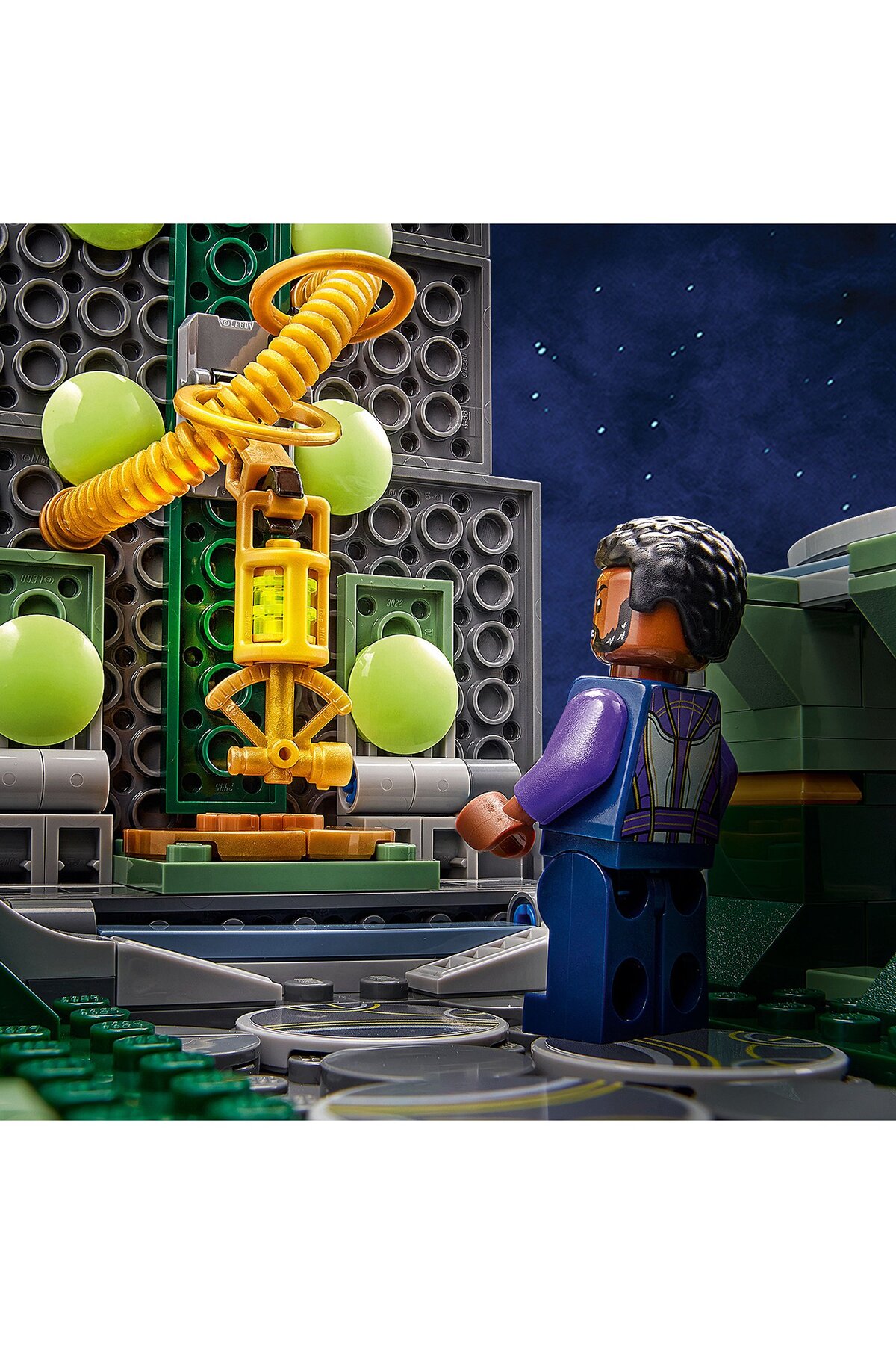 مجموعه ساختنی مارول: ظهور دومو ۷۶۱۵۶، ۱٬۰۴۰ قطعه