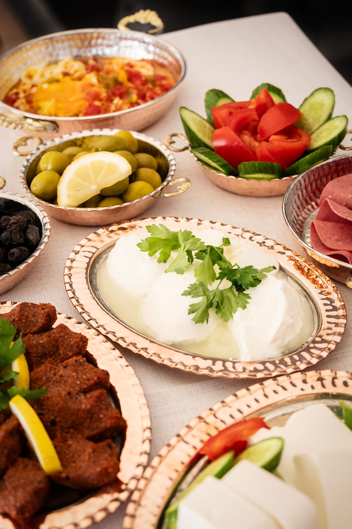 ANTEP DÜNYASI-طبق تقديم نحاسي 1 قطعة 3