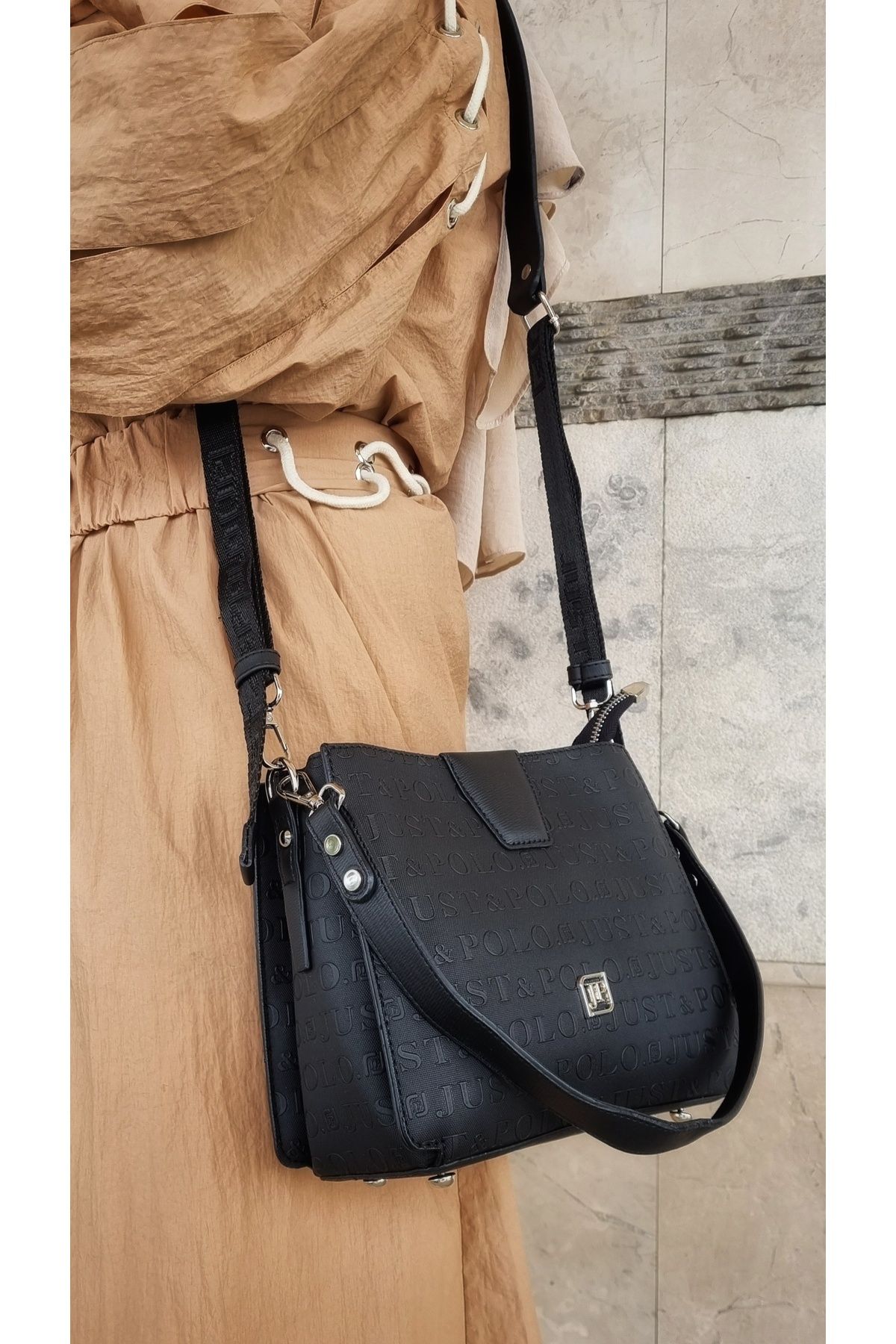 Just Polo-JUSTPOLO WOMEN'S BLACK HAND-CRAFTED KNITTED HAND AND SHOULDER BAG 3