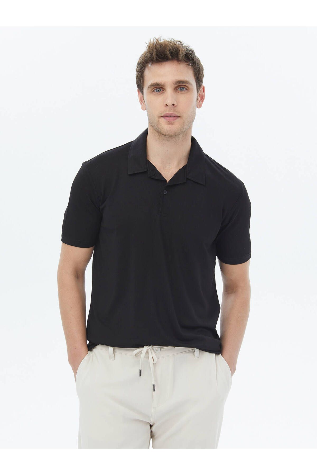 Kip-Black Plain Cuban Collar T-Shirt 1