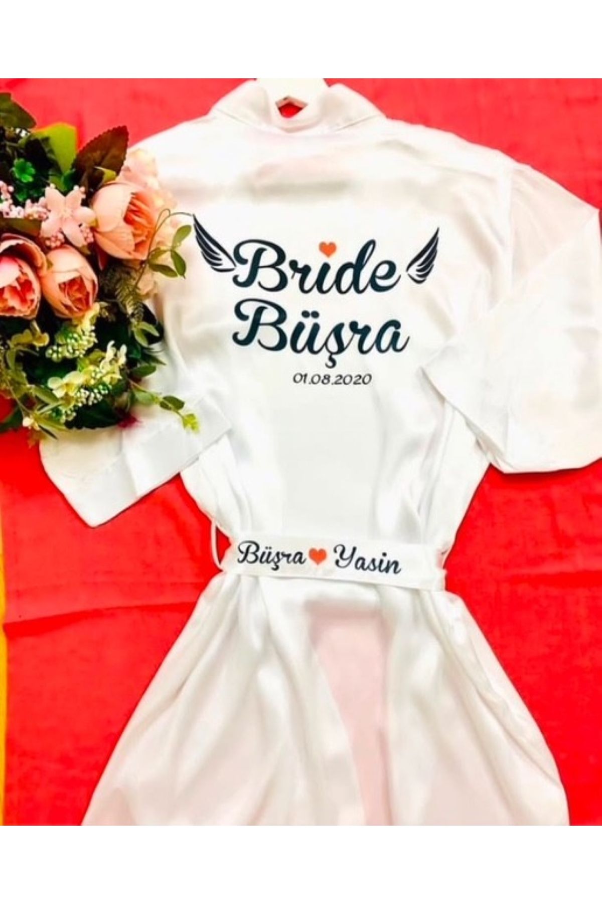 bridebyvictoria (İSMİNİZİ YAZIYORUZ) İsim Ve Kuşak Yazılı Melek Kanatlı Beyaz Gelin Sabahlığı