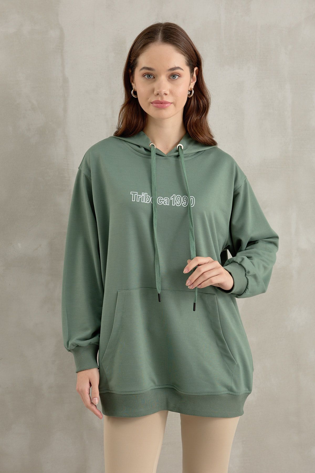 DİVİNE LİNE Kadın Tribeca Baskı Detaylı Kanguru Sweatshirt