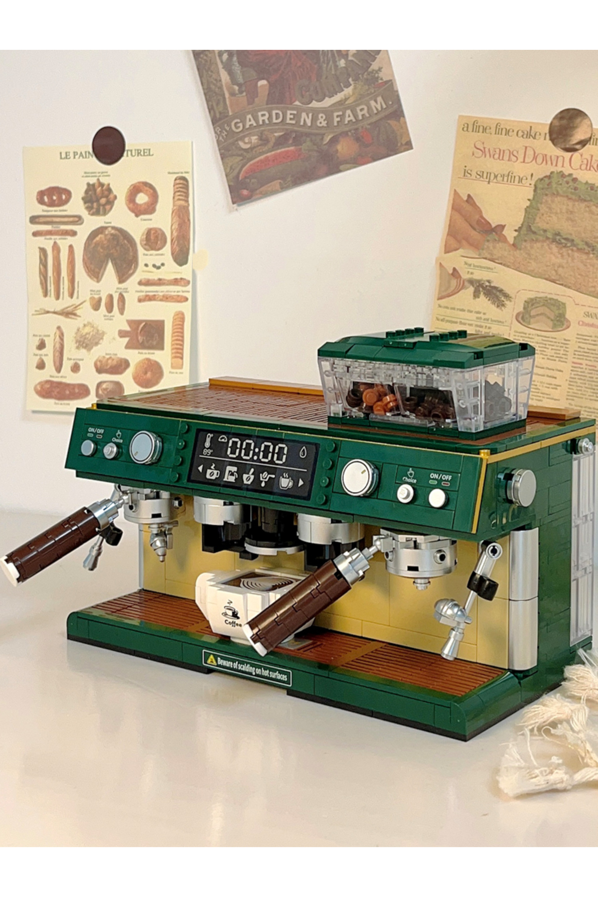 بدون جعبه HUIQIBAO ۹۲۸ تکه MOC دستگاه قهوه مدل بلوکهای ساختمانی میکرو شهر الماس دوستانه