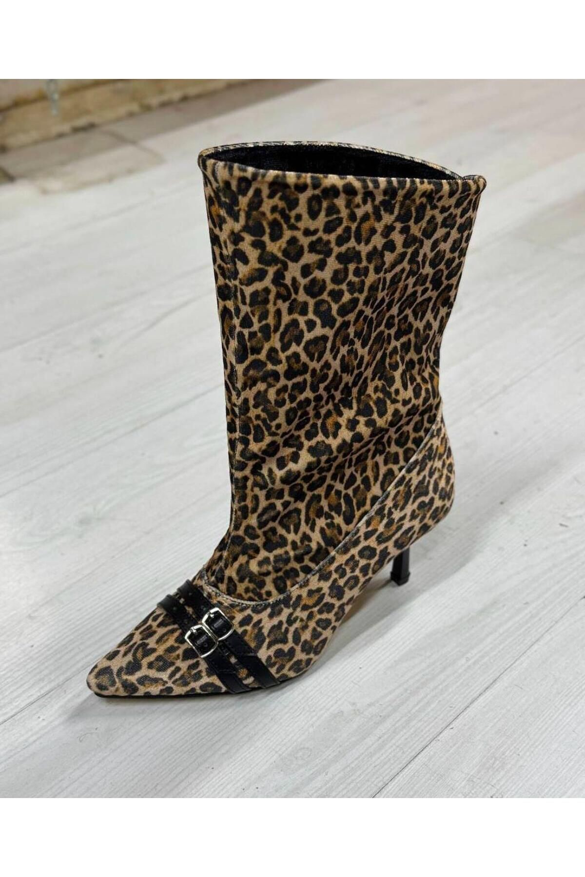 Shoeszade Leopar Sivri Burun Toka Detaylı Bot