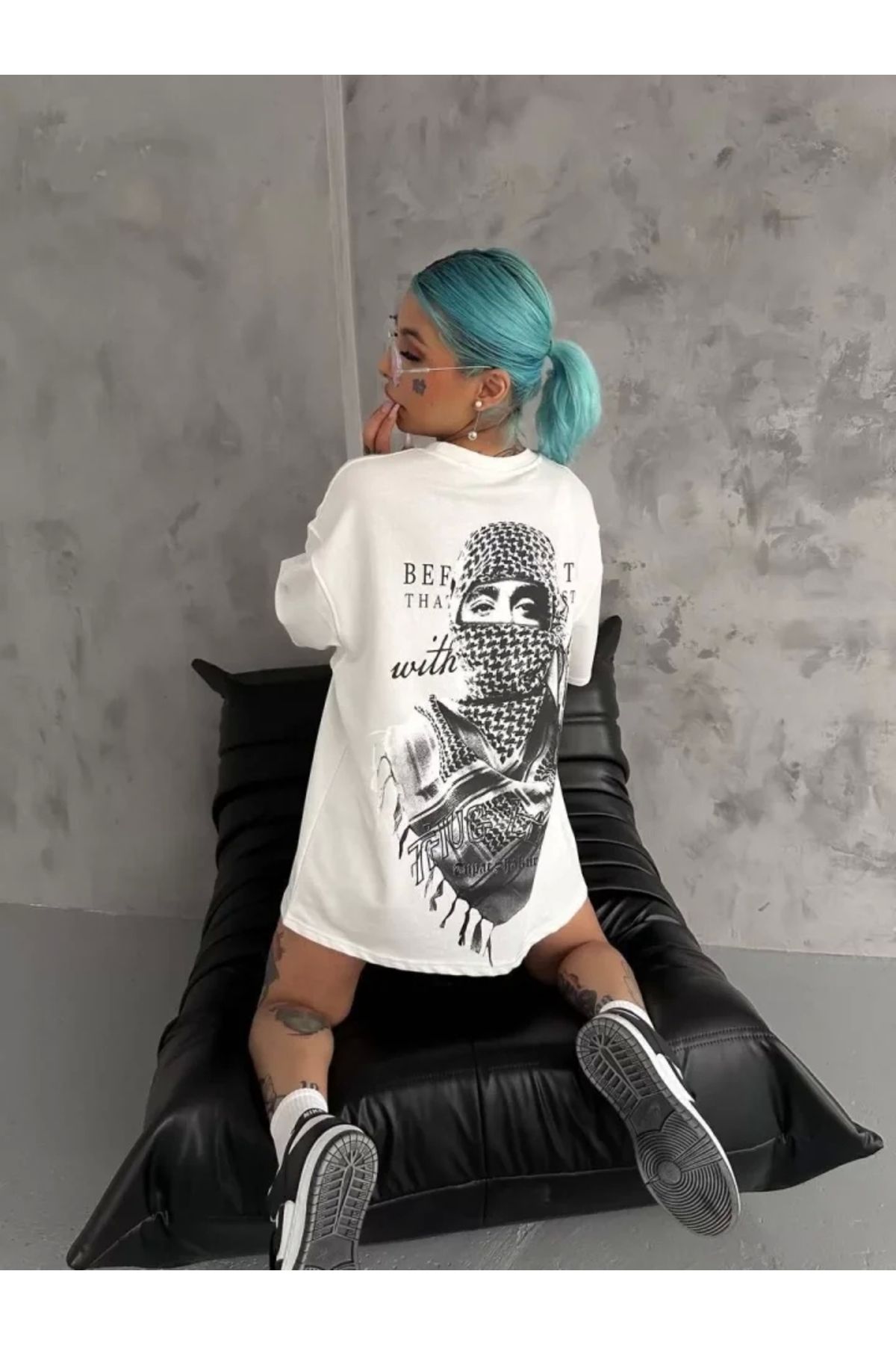 Kelepire Düştü Unisex Baskılı Oversize T-Shirt - Beyaz