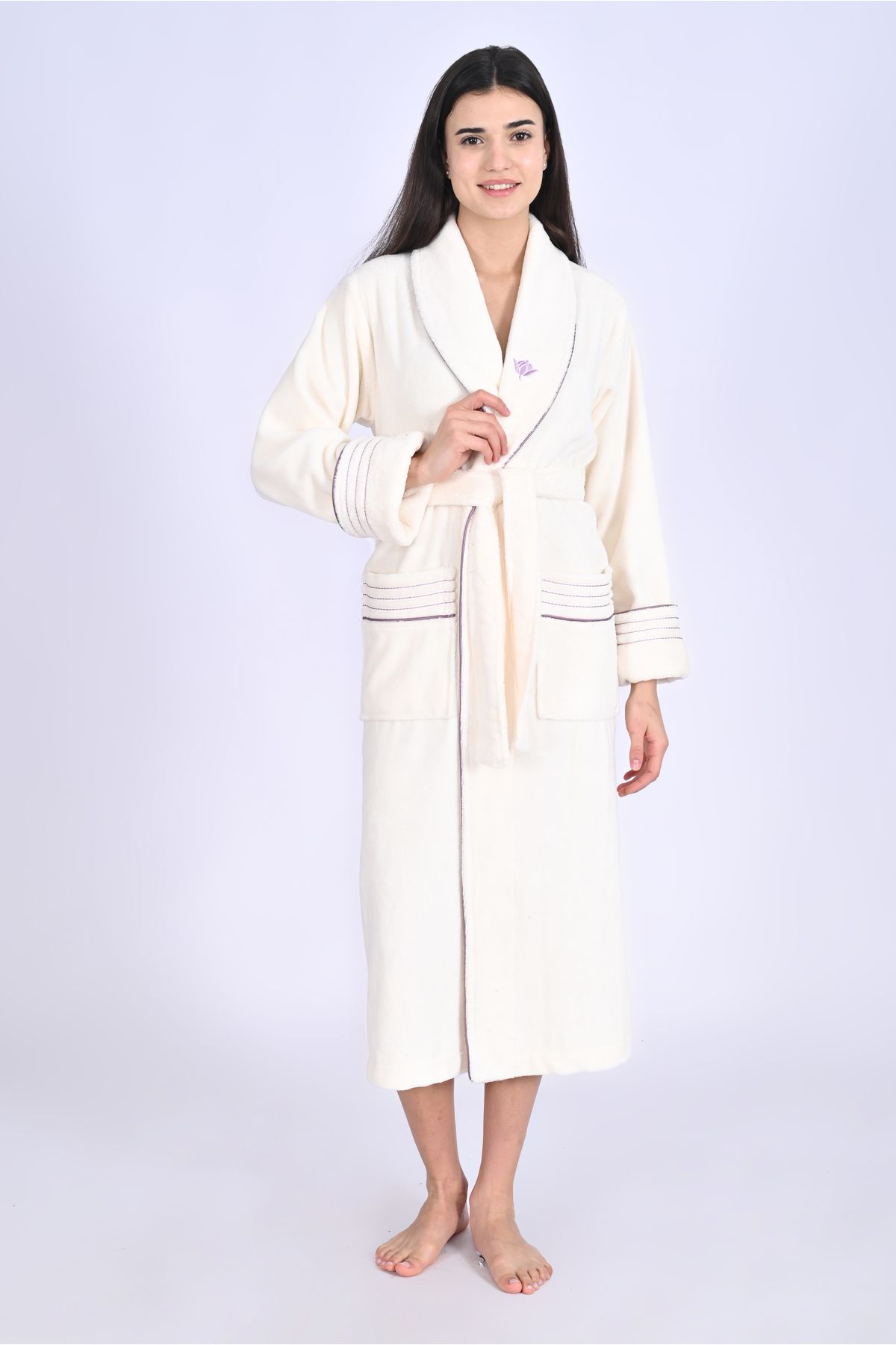 Nuşa-Şalyaka Embroidered Bamboo Cotton Bathrobe 3