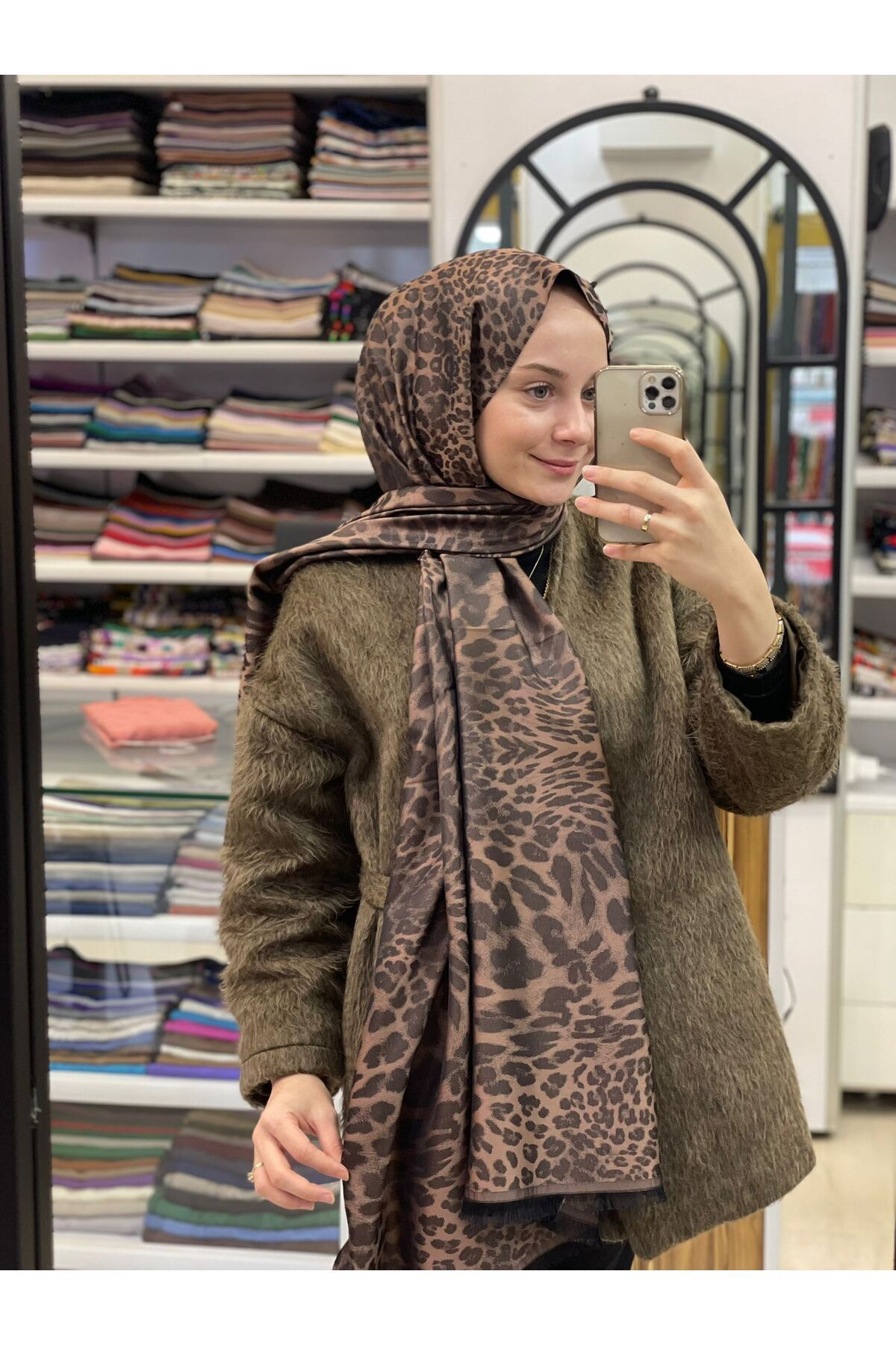 Siyane Kum Siyane Scarf Jakar Leopar Desen Şal