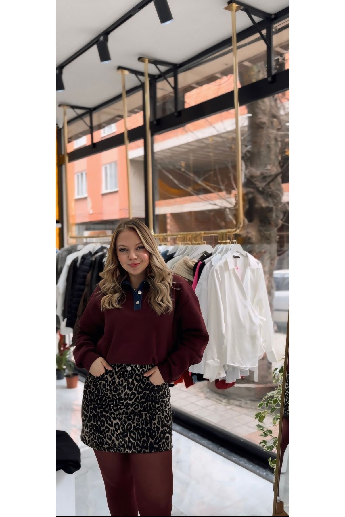 NORA BUTİK Bordo Denim Yaka Detaylı Sweatshirt