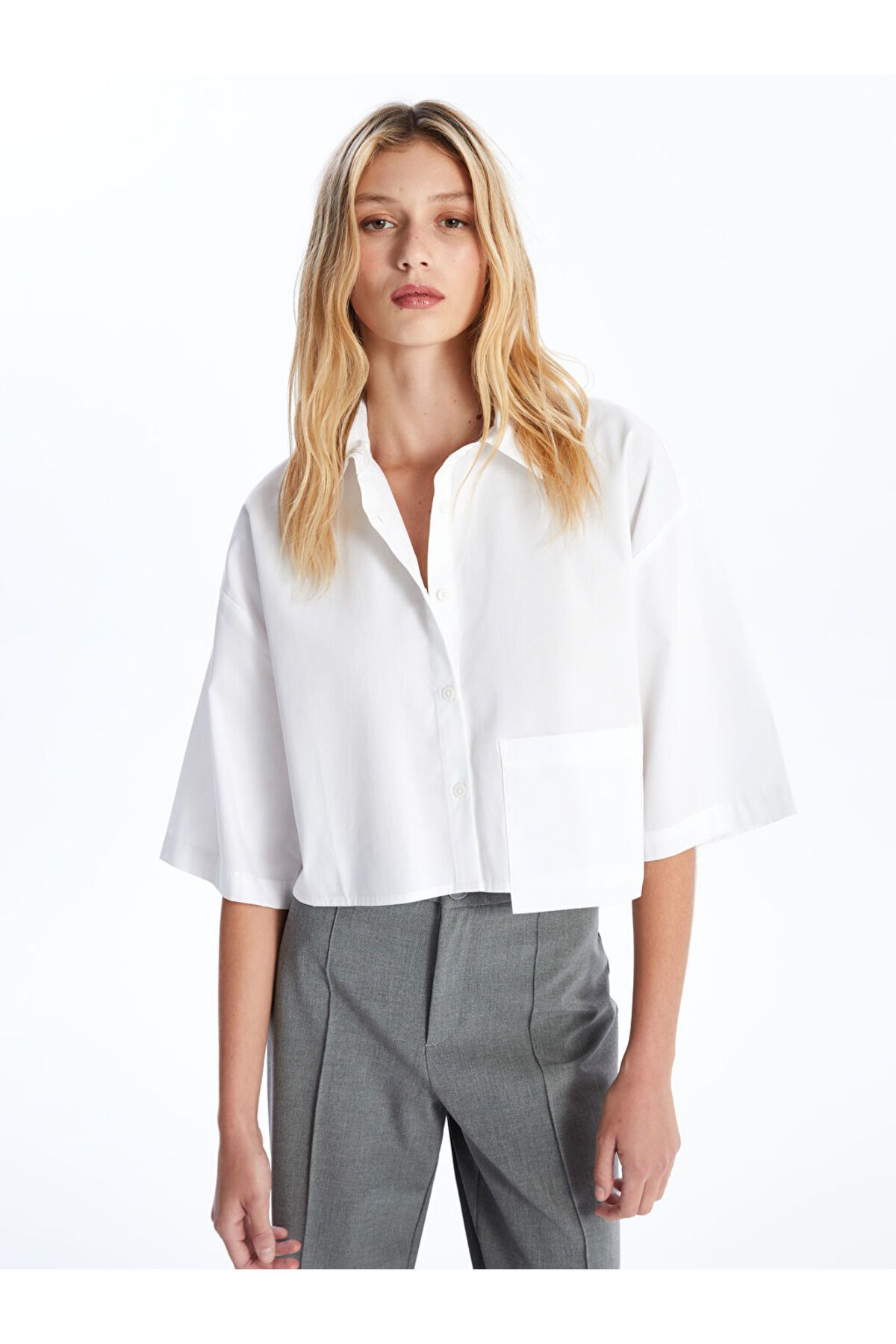 LC Waikiki Yeni Sezon Duz Kisa Kollu Crop Poplin Kadin Gomlek - S4IA90Z8