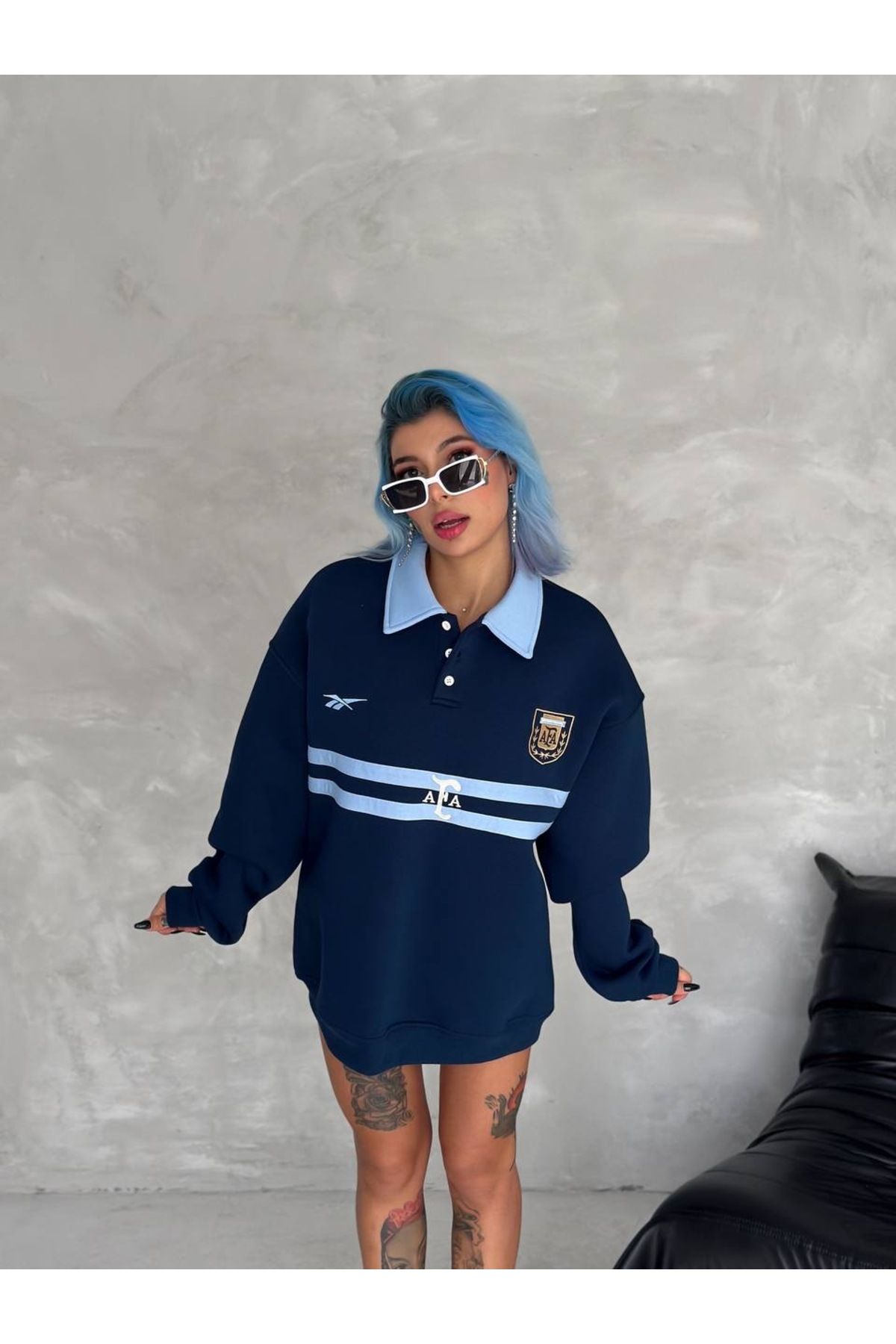 YKA Unisex Lacivert Oversize Sweatshirt - Retro Futbol Stilinde Şıklık