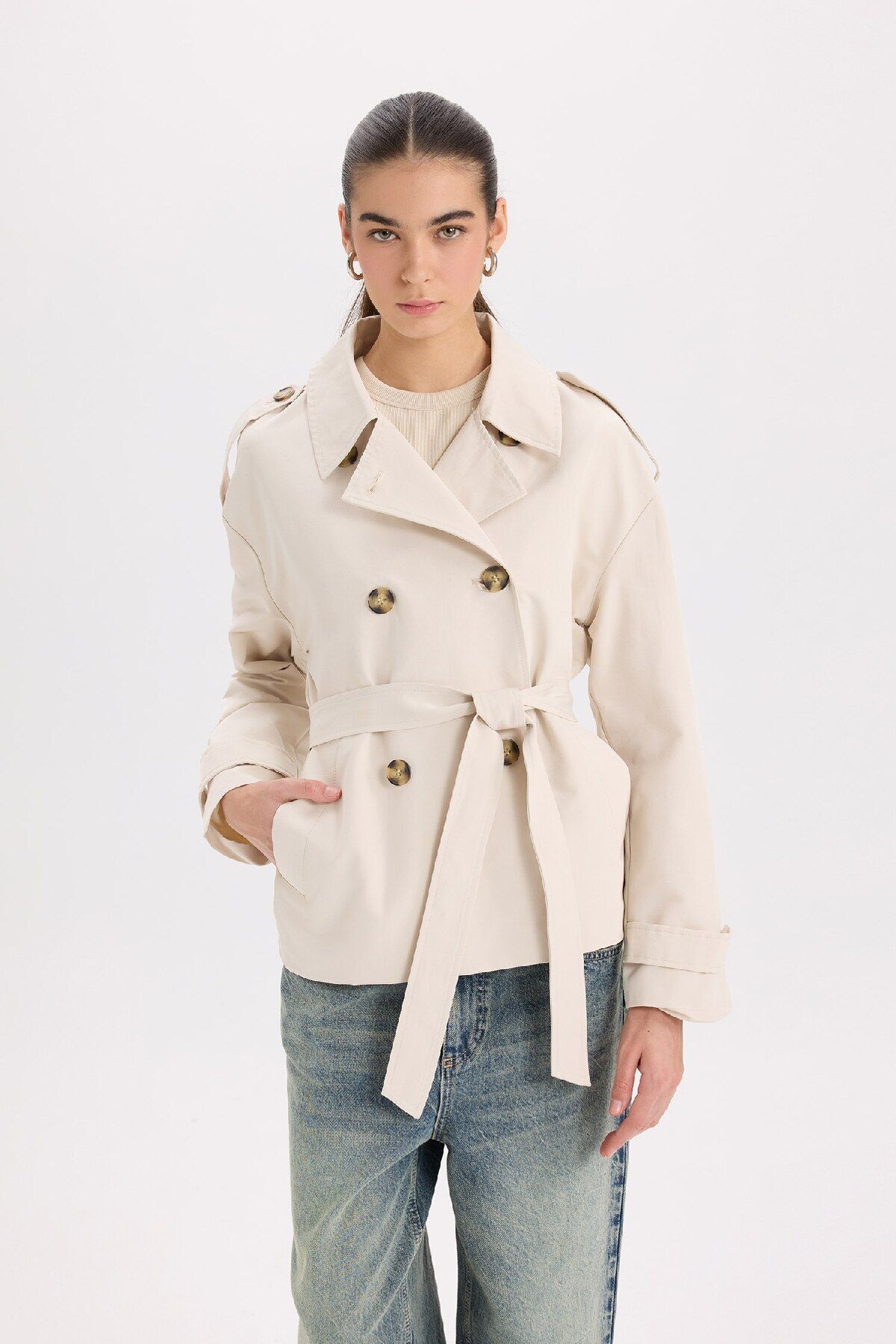 DeFacto-Short Seasonal Water Repellent Trench Coat - Double Breasted Neckline with Button Pocket, Epaulettes and Belt B9705Ax25Sp 3