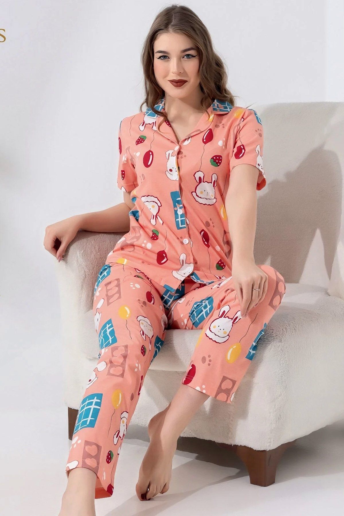 Funtasy Tavşan Çilek Desenli Bebe Yaka Kısa Kollu Kadın Pijama Takımı