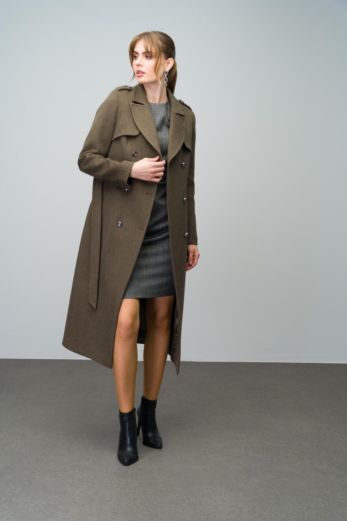 complete the look image
