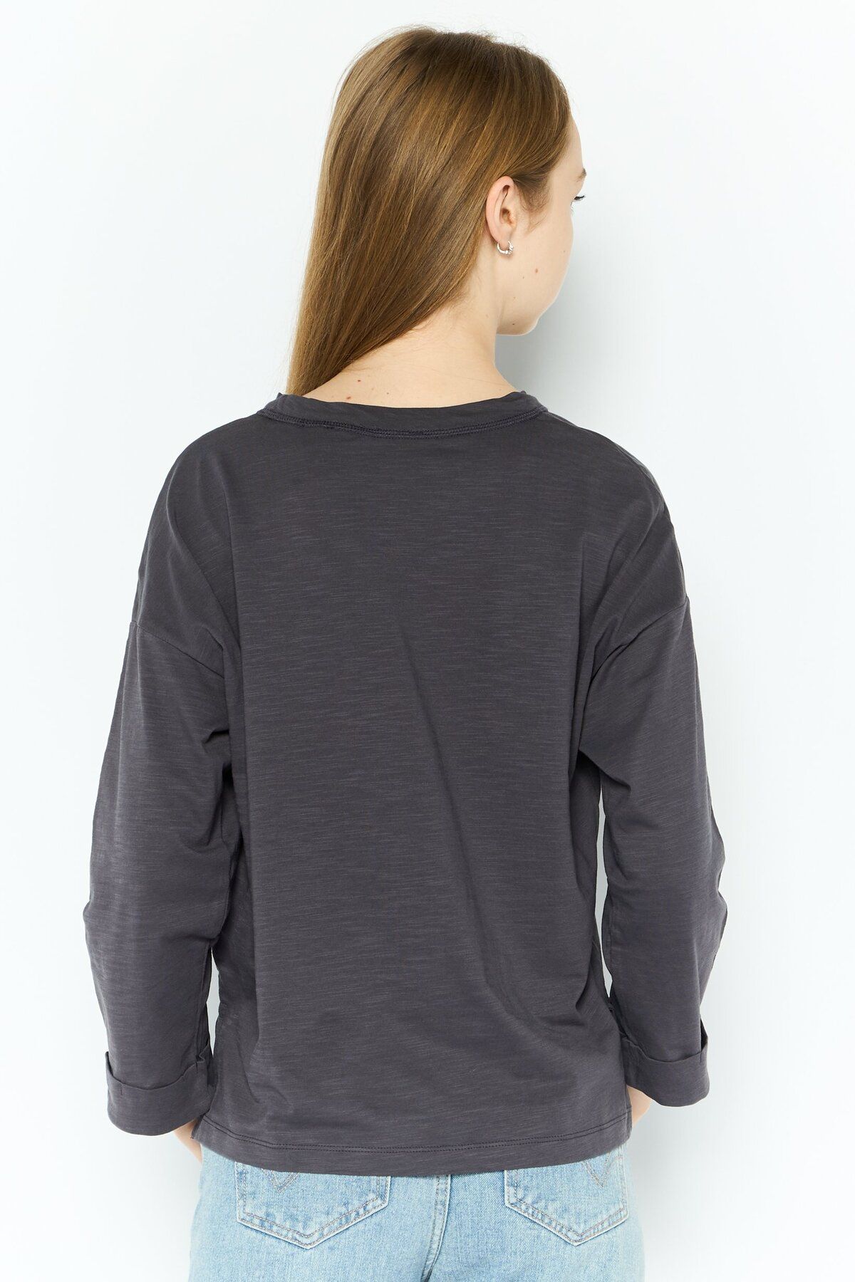 Esprit-بلوزات نسائية سادة بأكمام طويلة وياقة دائرية، لون فحمي 3