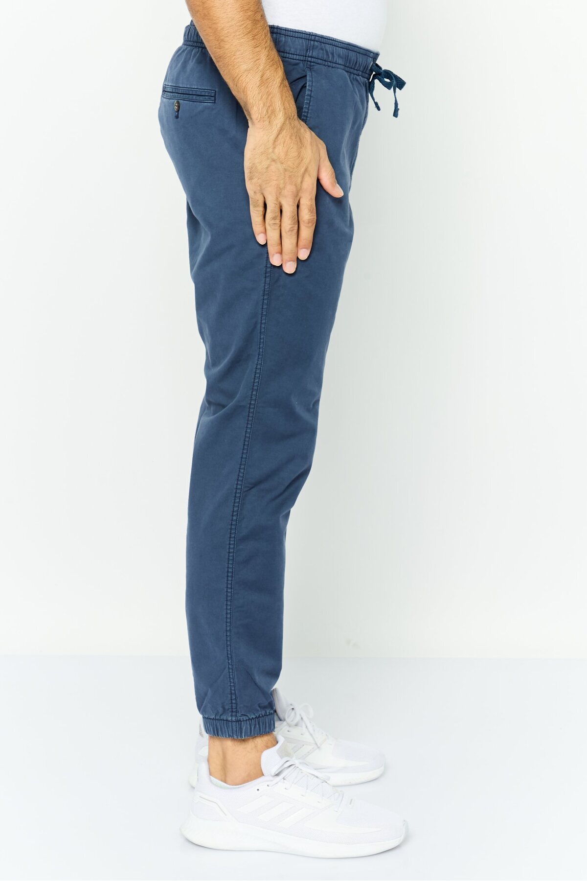 GAP-Men Regular Fit Solid Jogger Pants, Navy 2