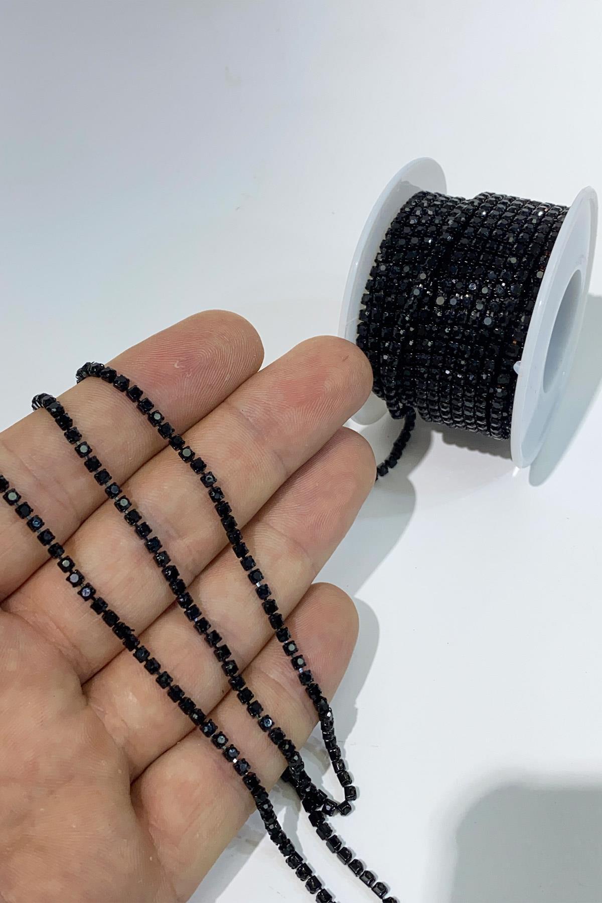 black Beyoğlu Swarosvki Strip Stone Beads ss12