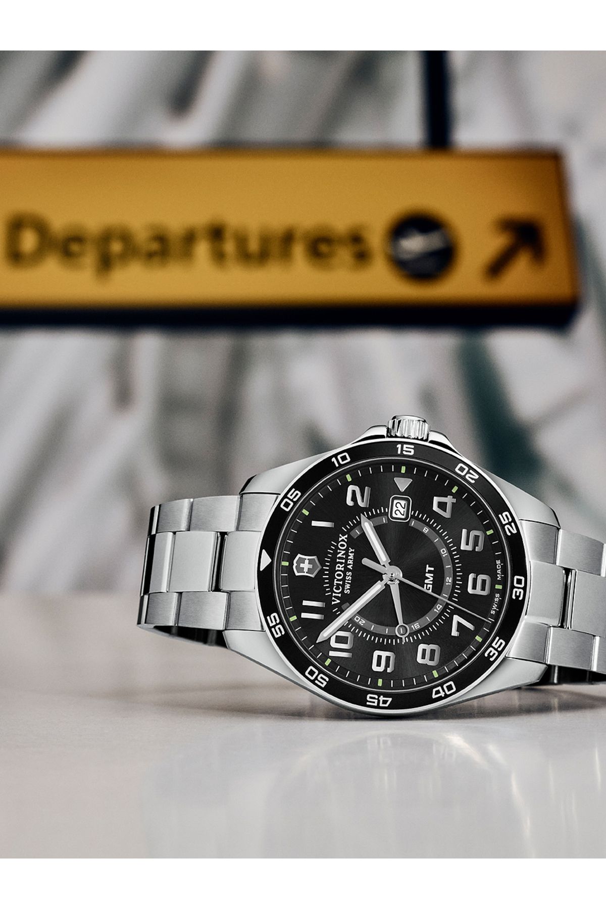 Victorinox-Mens Watch 241930, Quartz, 42mm, 10ATM 5