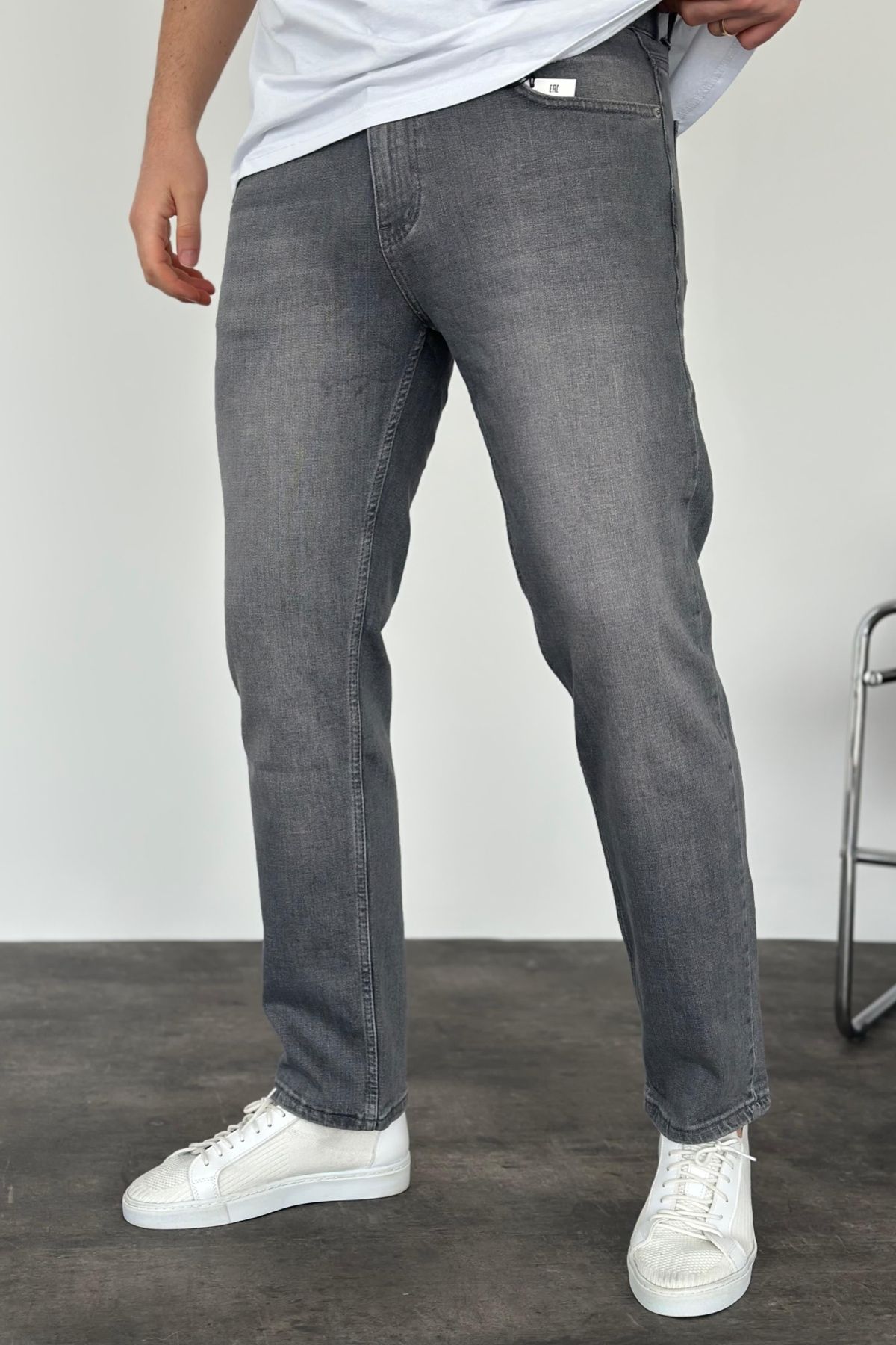 MADZEYMODA-Men's Regular Fit Lycra Stretchy Gray Jean Jeans Ke-677 3