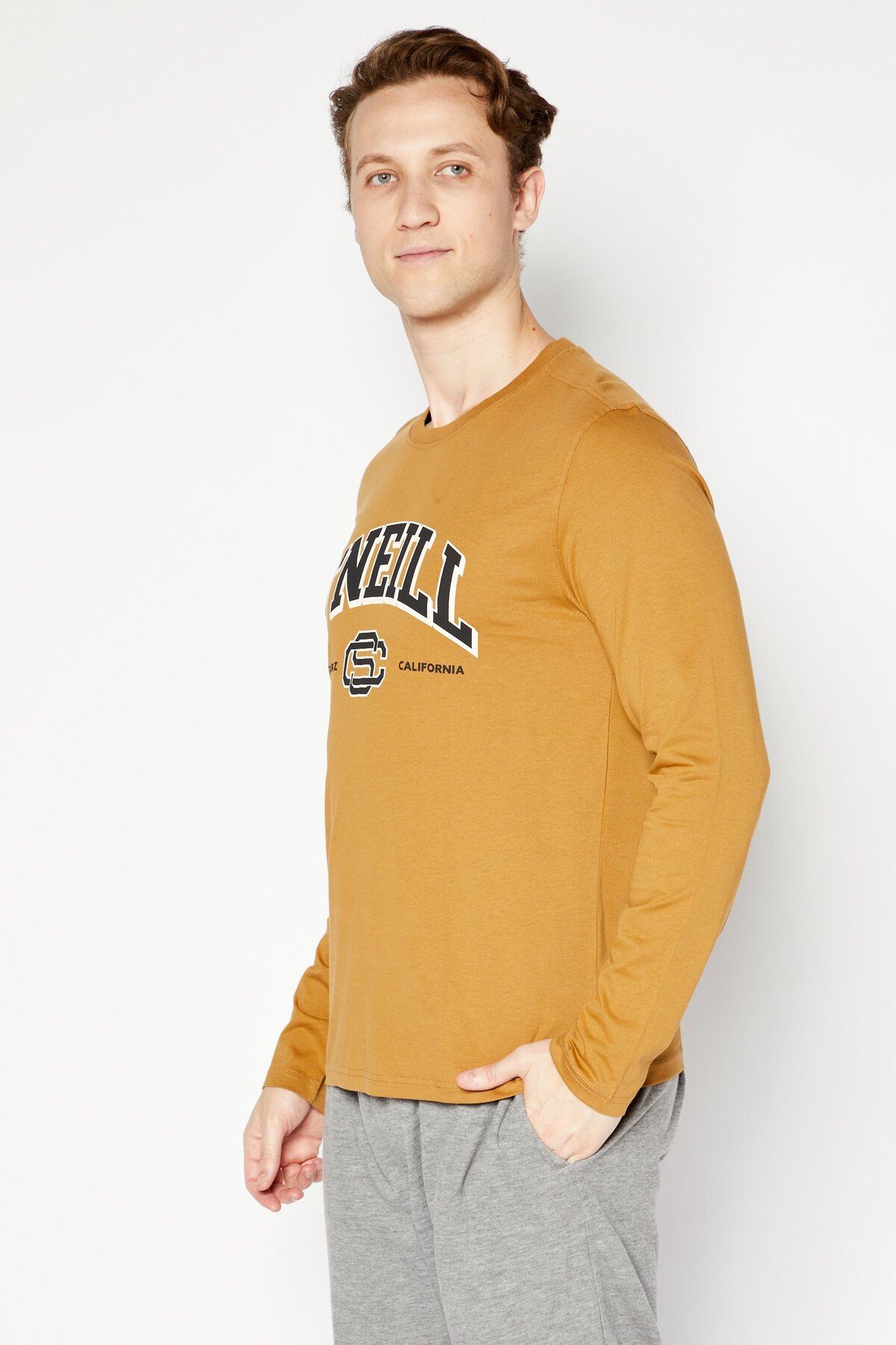 O'Neill-Men Round Neck Long Sleeve Graphic Print T-Shirt, Tan 2