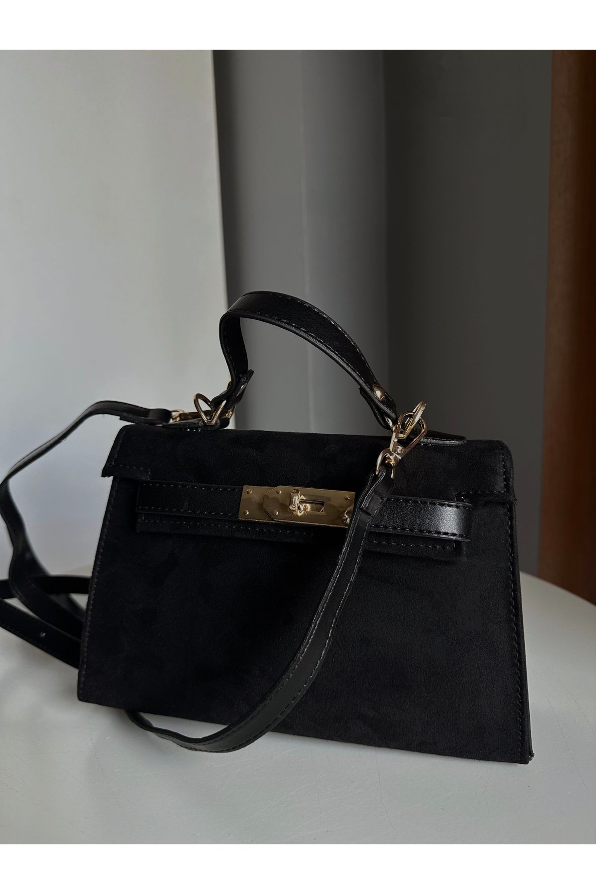 Mirova Luniva Bag Suede Lock-Kilit Detaylı Suet Kadın El ve Omuz Çantası