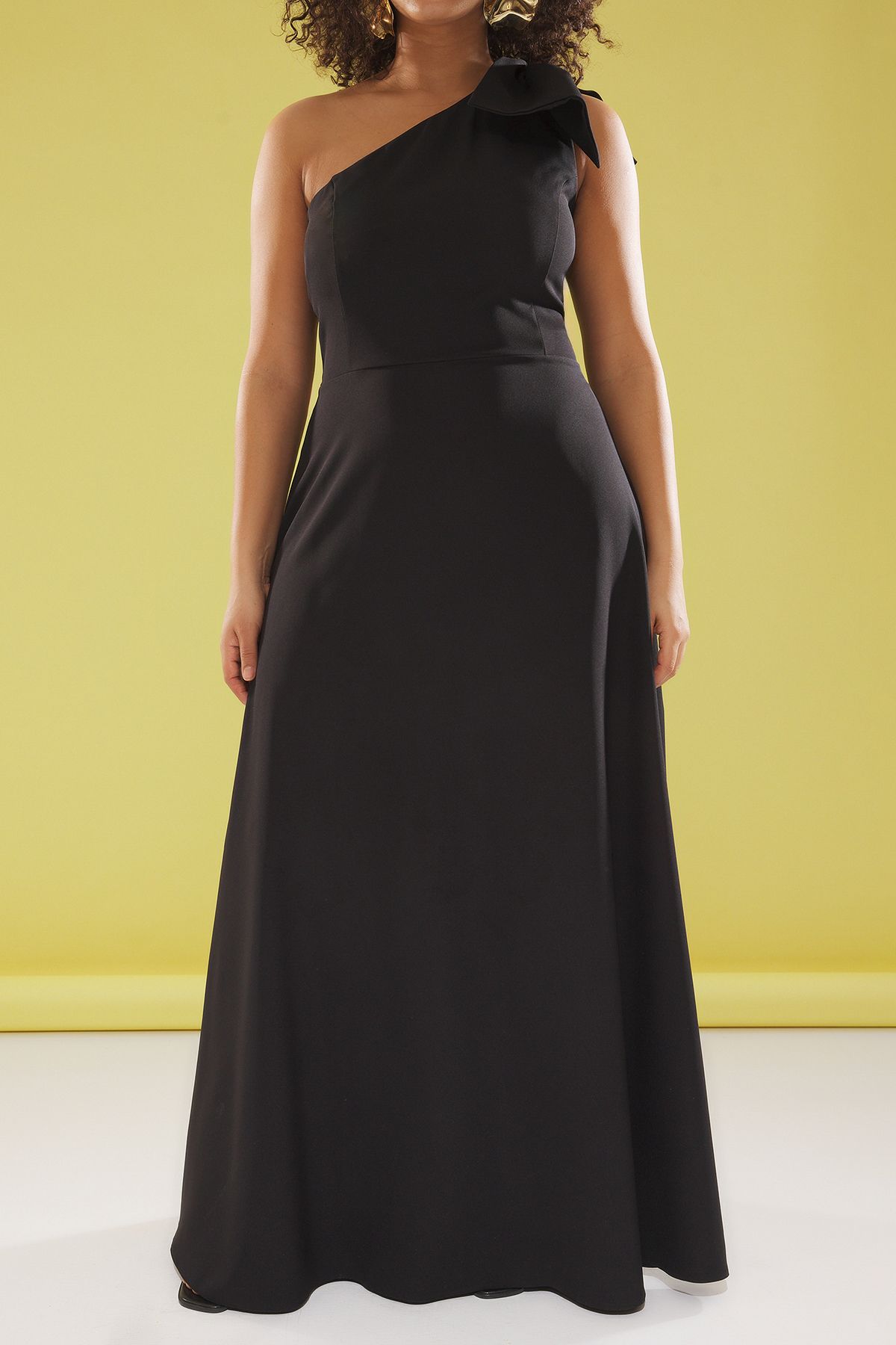 Trendyol Curve-One Shoulder Black Bow Woven Evening Dress - Evening/Graduation/Engagement Dress Tbbss25Ah00053 3