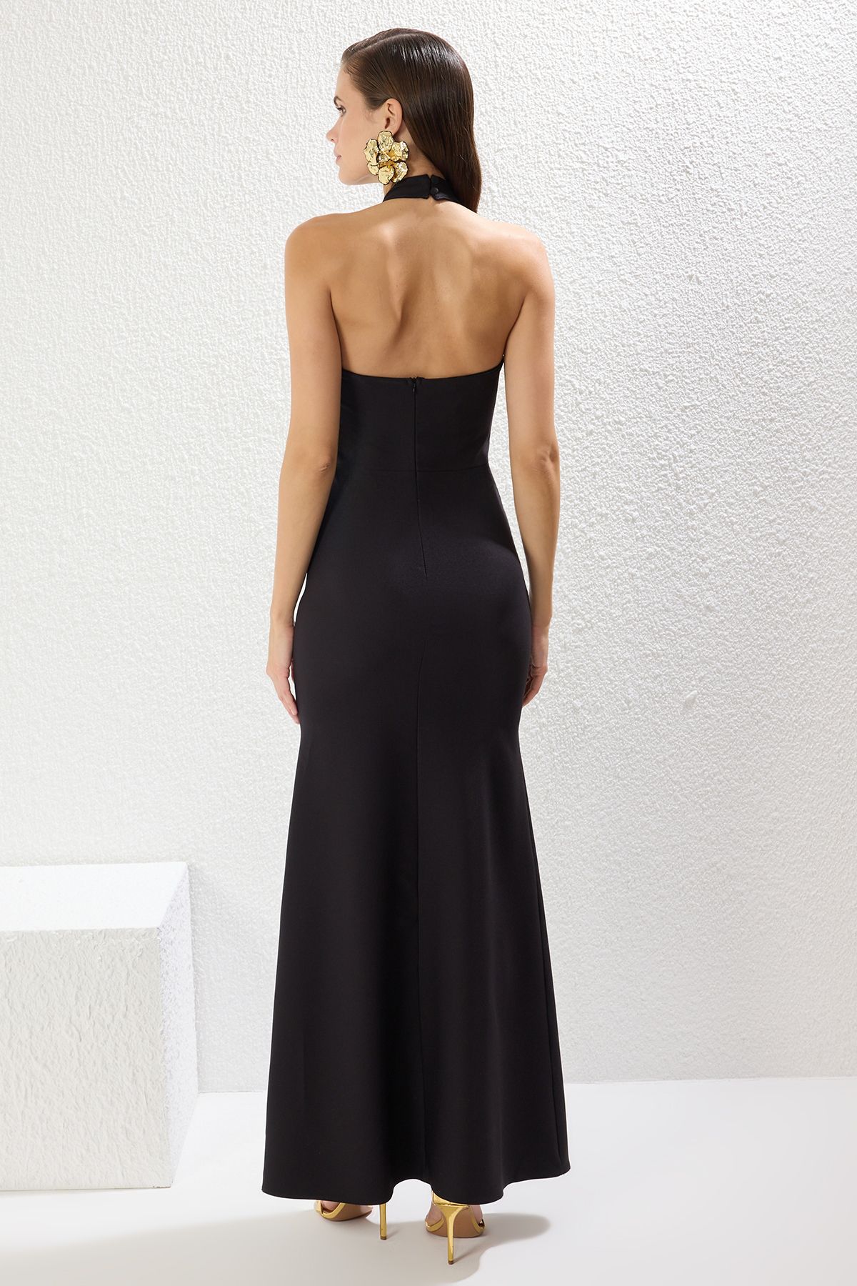 Trendyol Collection-Schwarzes, gewebtes Maxi-Abendkleid mit Fischschnitt, Nachtkleid für die Heimkehr TPRSS25AE00049 5