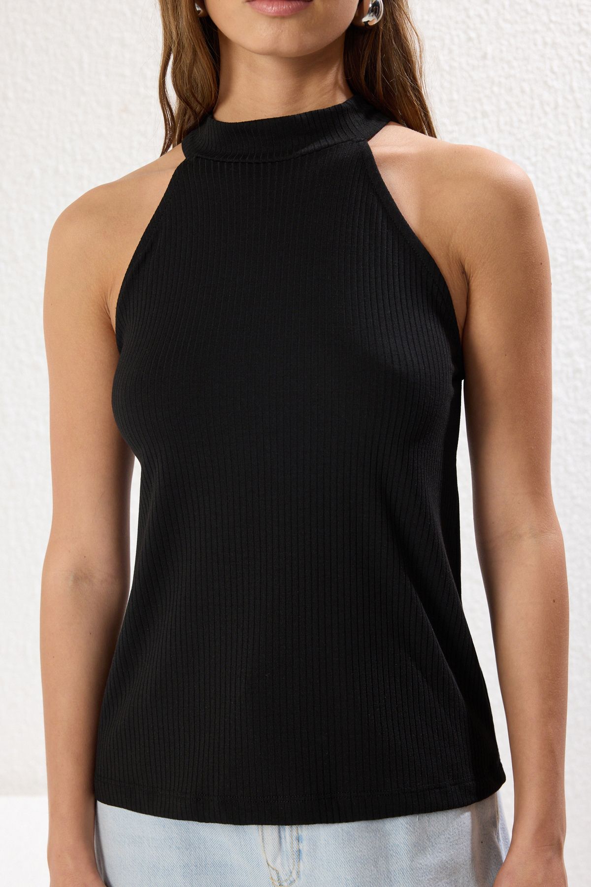 Trendyol Collection-Negru Regular/Regular Fit Guler Halter Tricotat Flexibil TWOSS25AL00021 3