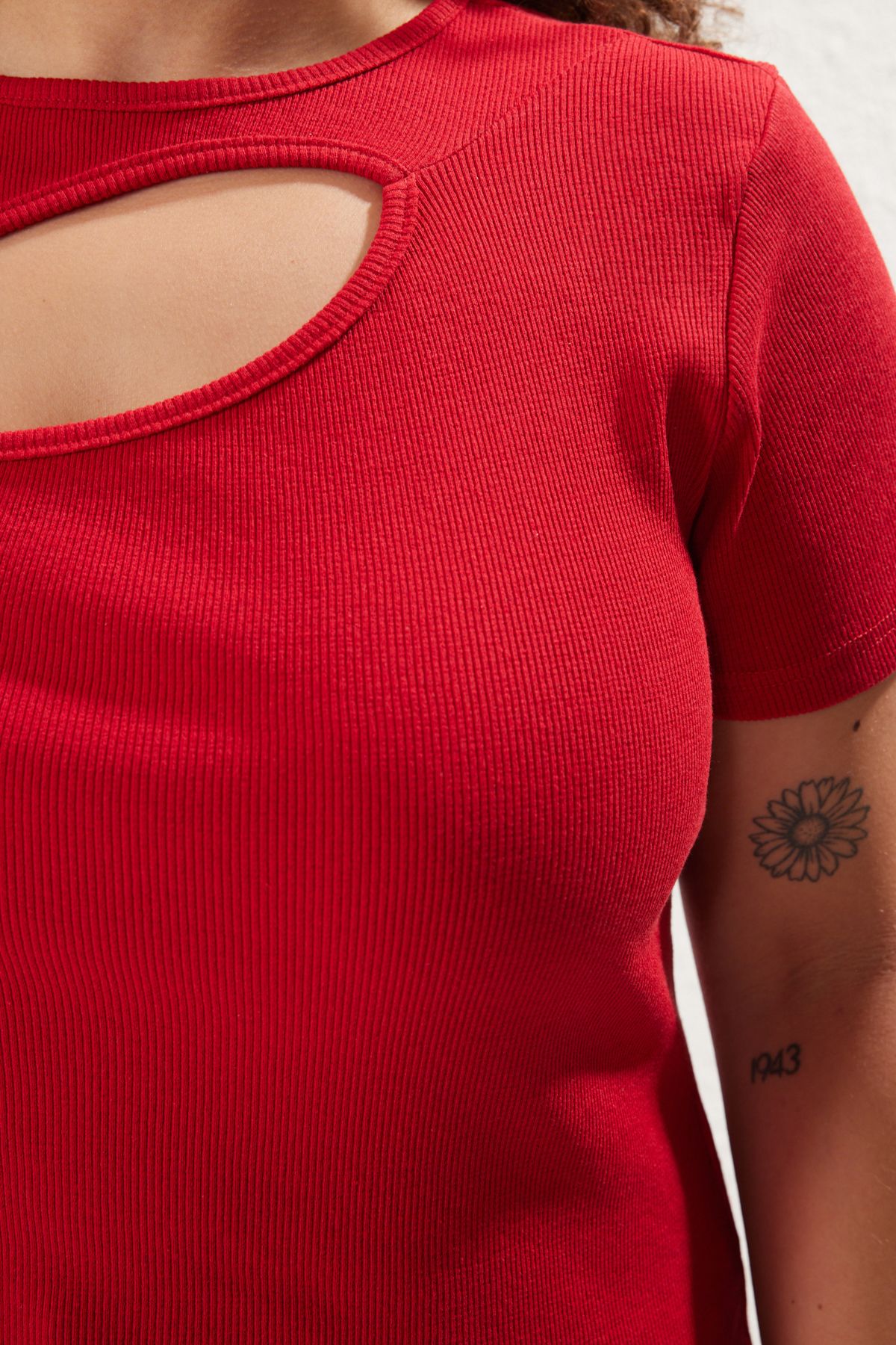 Trendyol Curve-Bluză tricotată cu camisole roșie de mărime mare 4