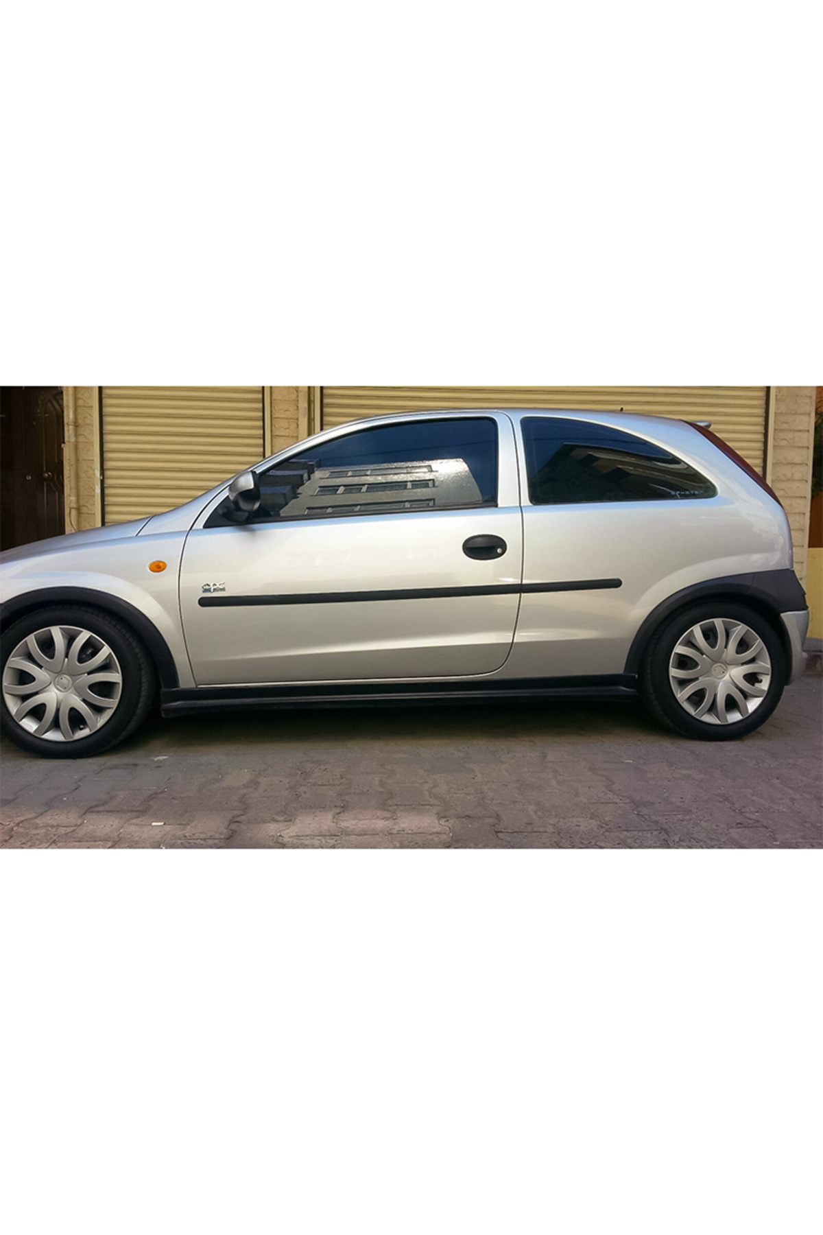 Opel Corsa Yan Marşpiyel (Plastik) Boyasız