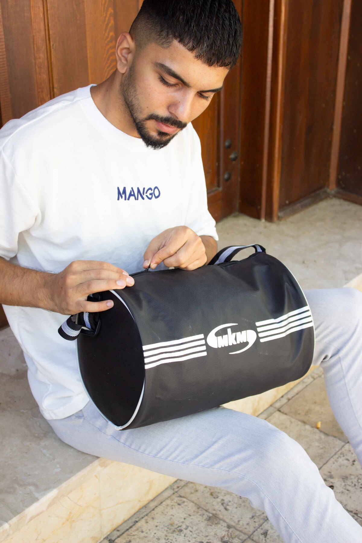 KAFF  Siyah Suni Deri Silindir Kaliteli Su Geçirmez Kumaş Uzun Askılı Spor Seyahat Fitness Çantası - Görsel 4