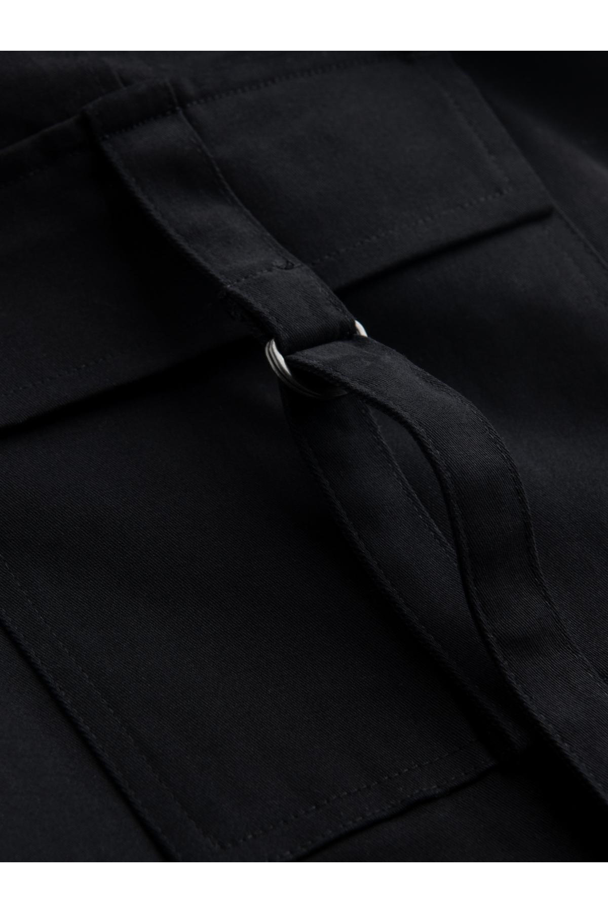 OMBRE-Ανδρικό παντελόνι cargo STRAIGHT LEG με ρίγες στις τσέπες - μαύρο V4 OM-PACG-0197 XXL 10