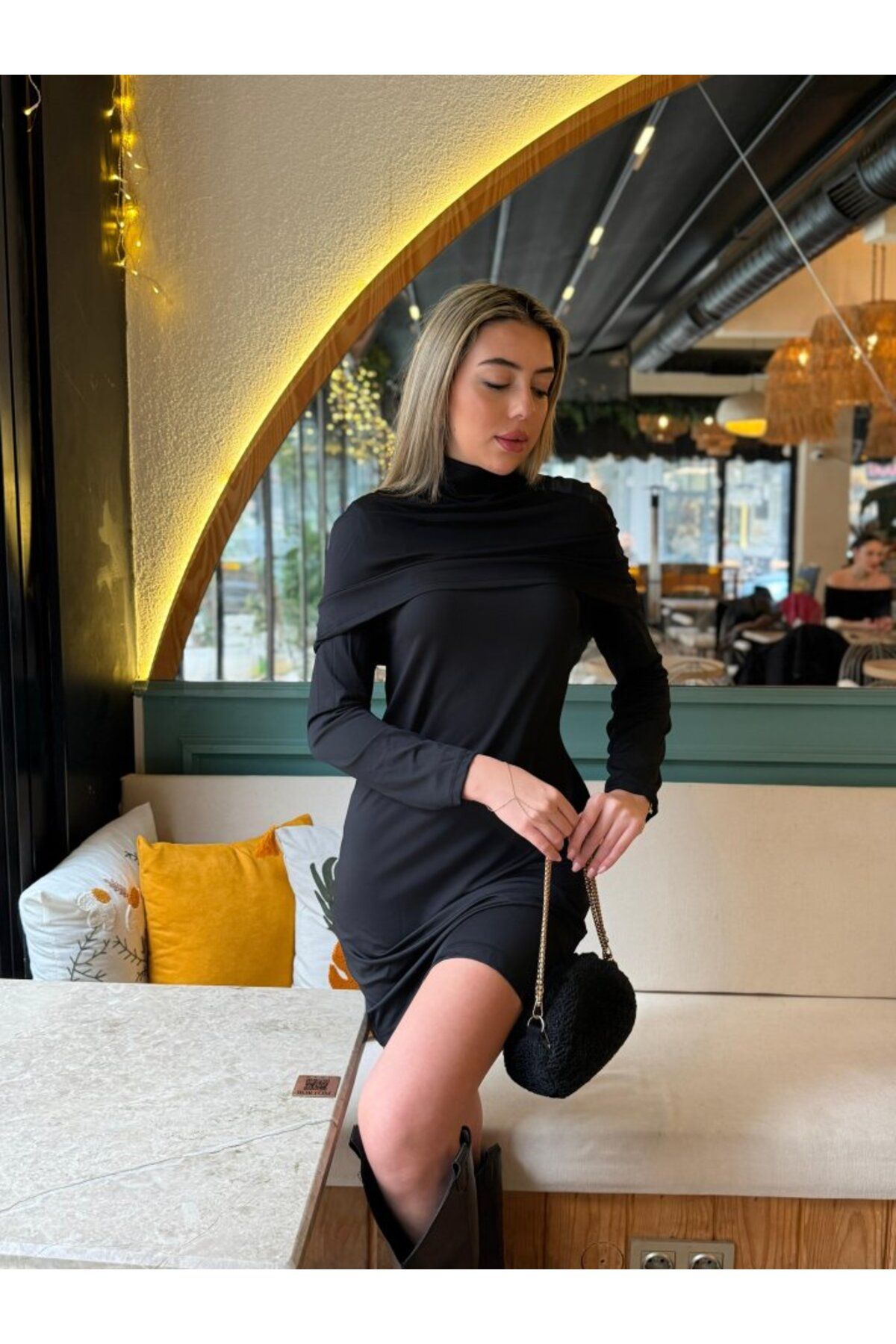 leyla sanat sanata yeni bir bakış açısı leyla sanat sanata yeni bir bakış açısı Kadın Uzun Kollu Balıkçı Yaka Omuz Katlamalı Dalgıç Kısa Elb